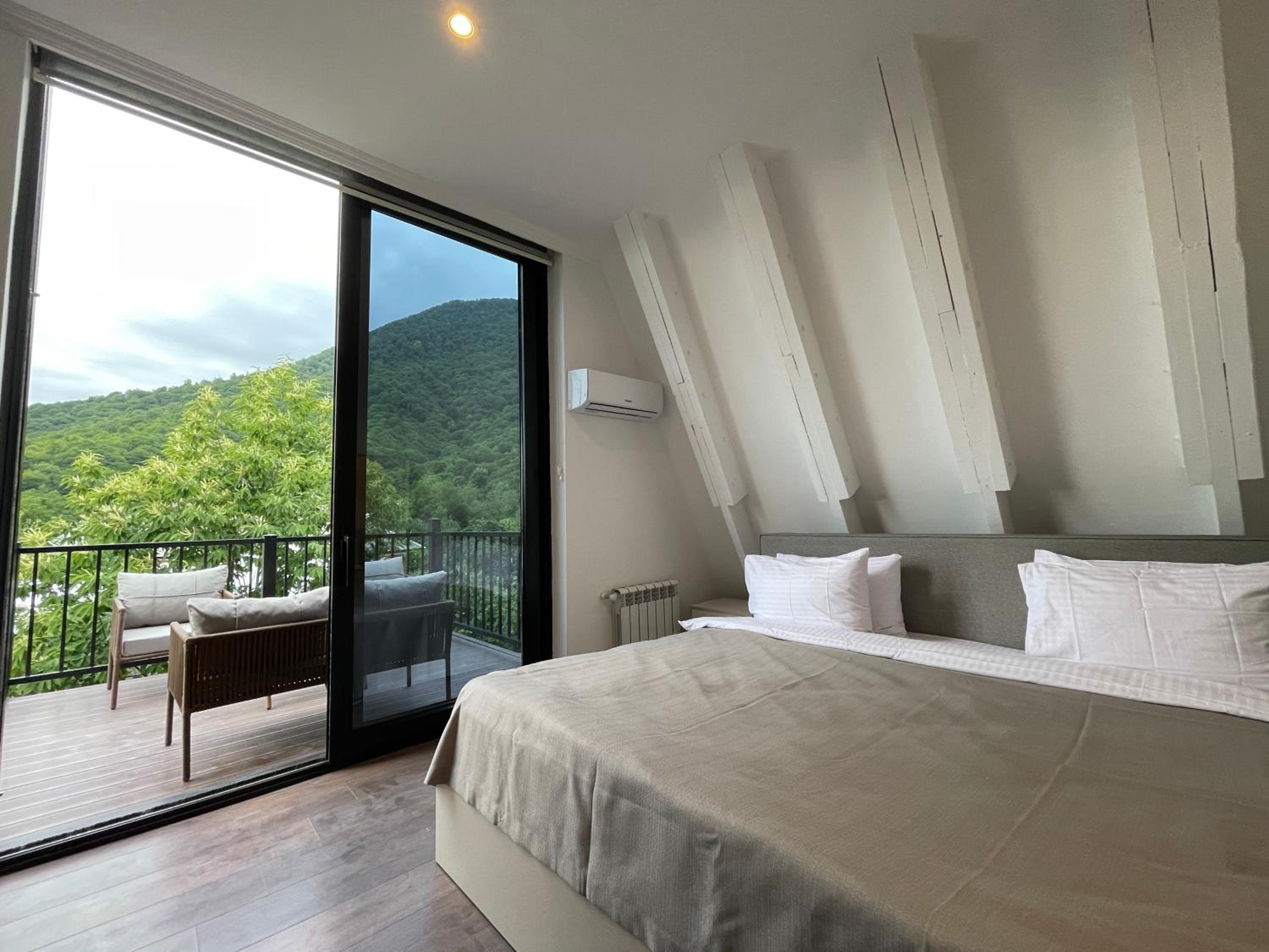 Villa photo 1