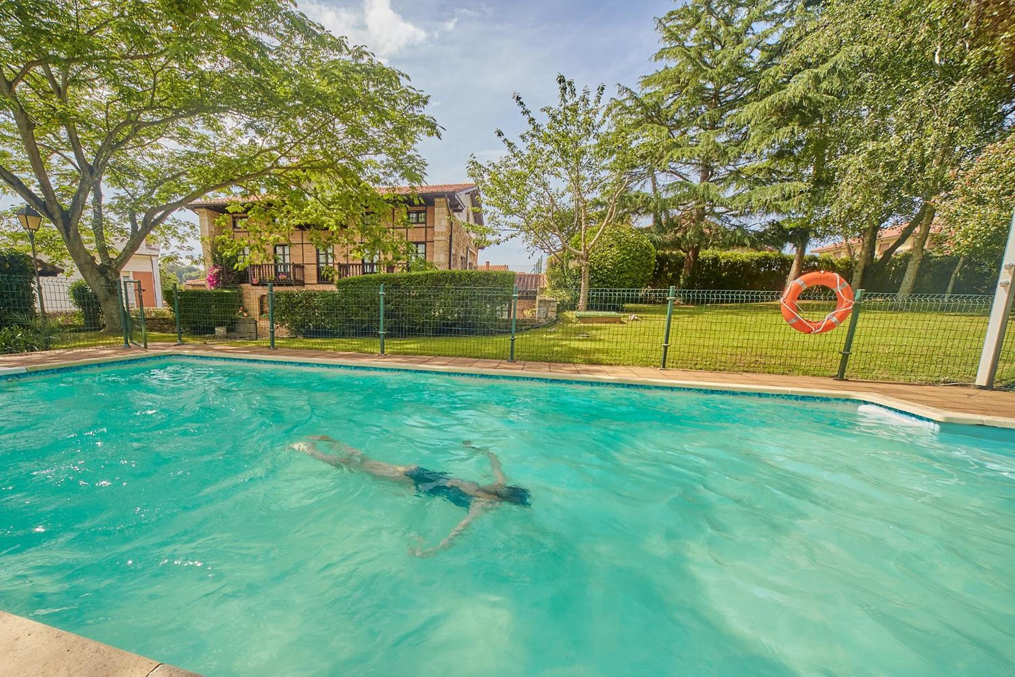 Villa with Private Pool photo 3
