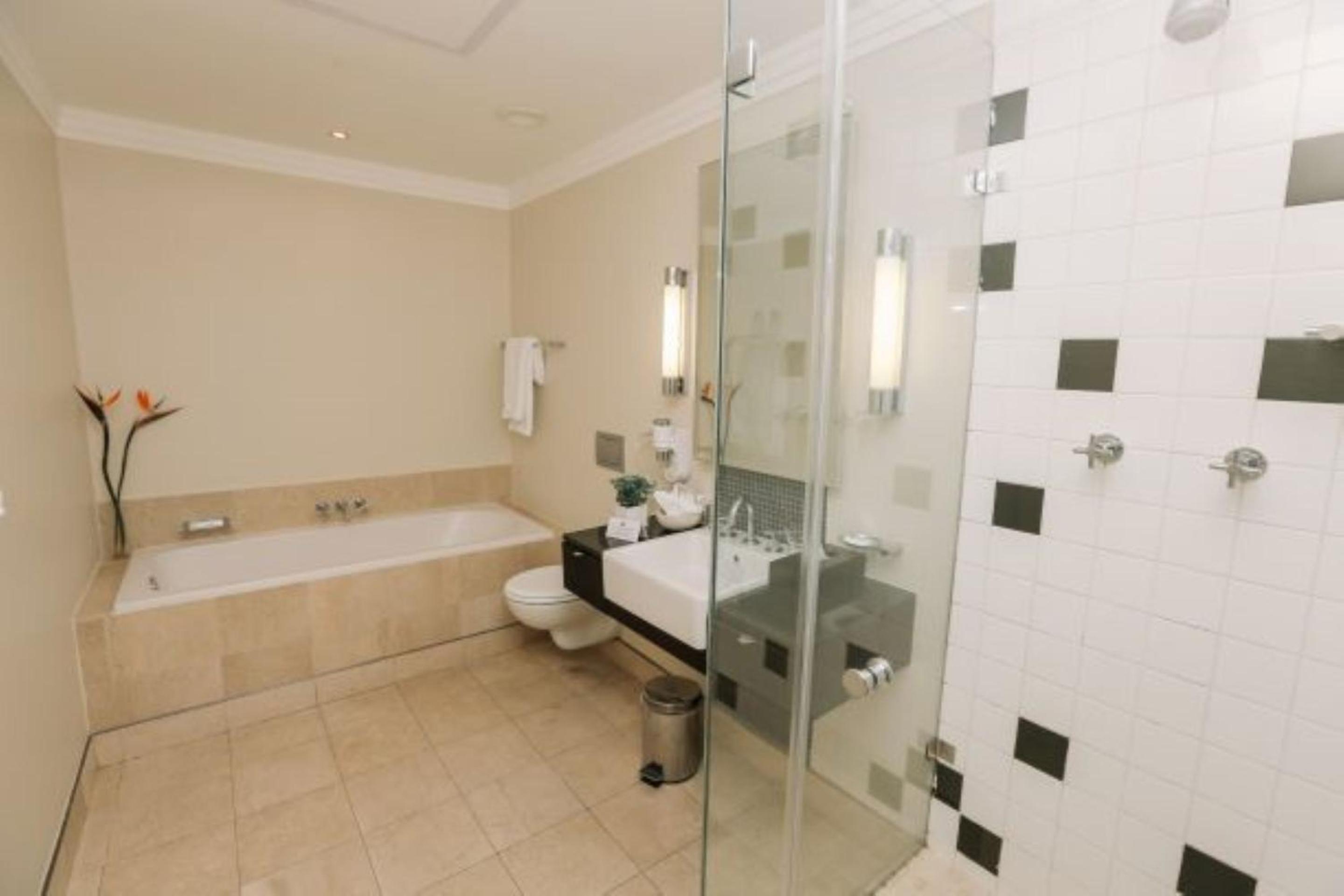 Two-Bedroom Apartment - Photo 10