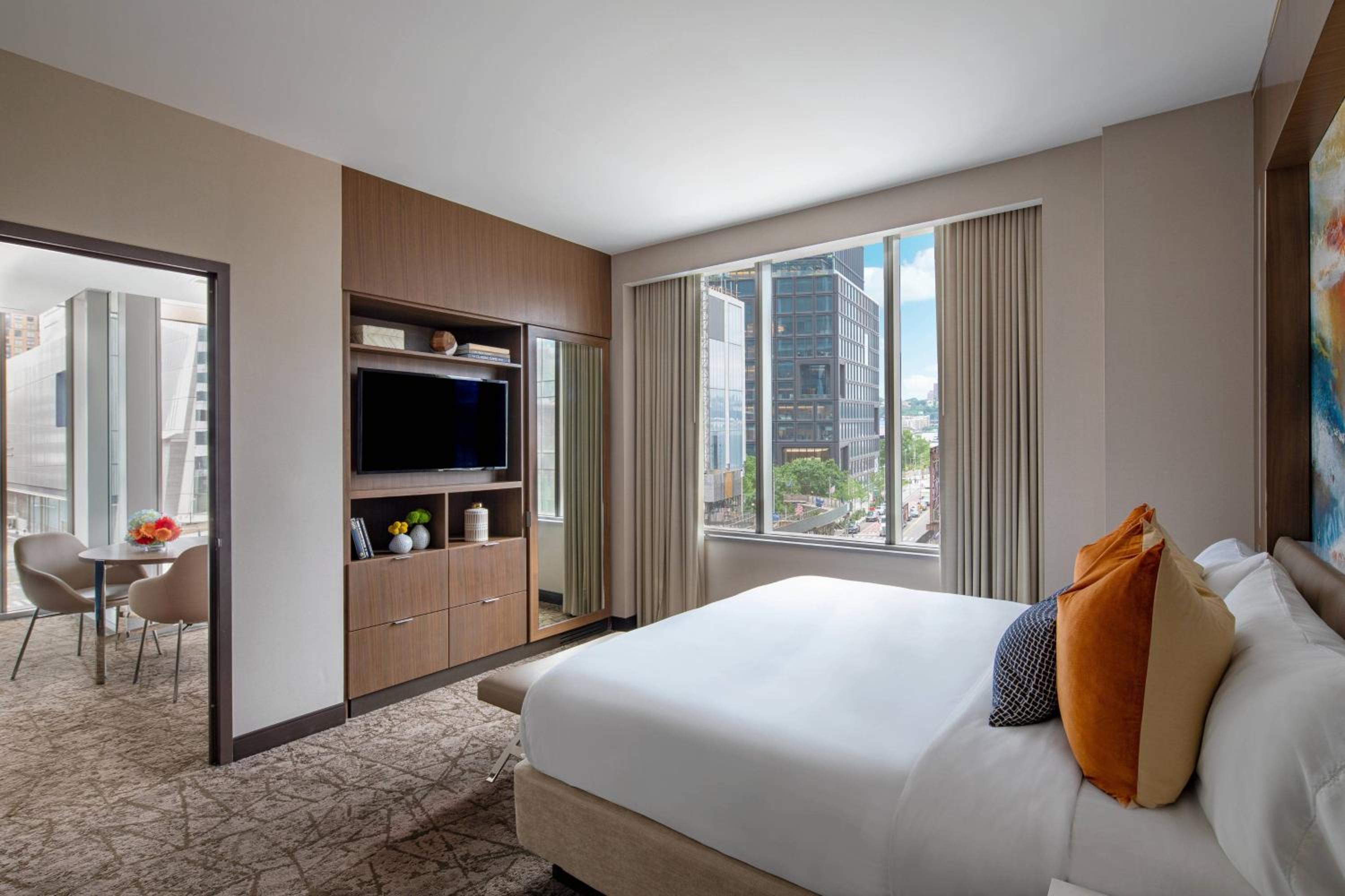 One-Bedroom King Suite with Roll-In Shower and Sofa Bed - Mobility Access/Hearing Accessible