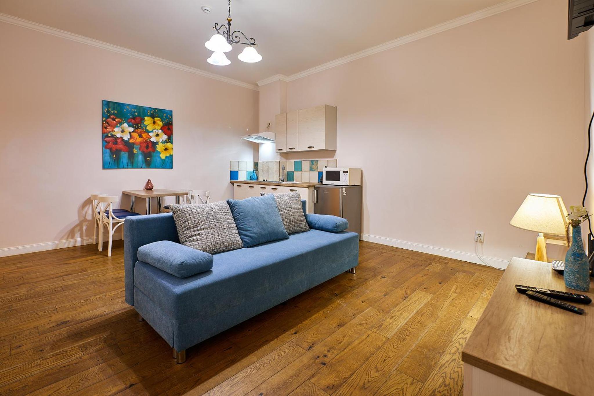 One-Bedroom Apartment photo 2