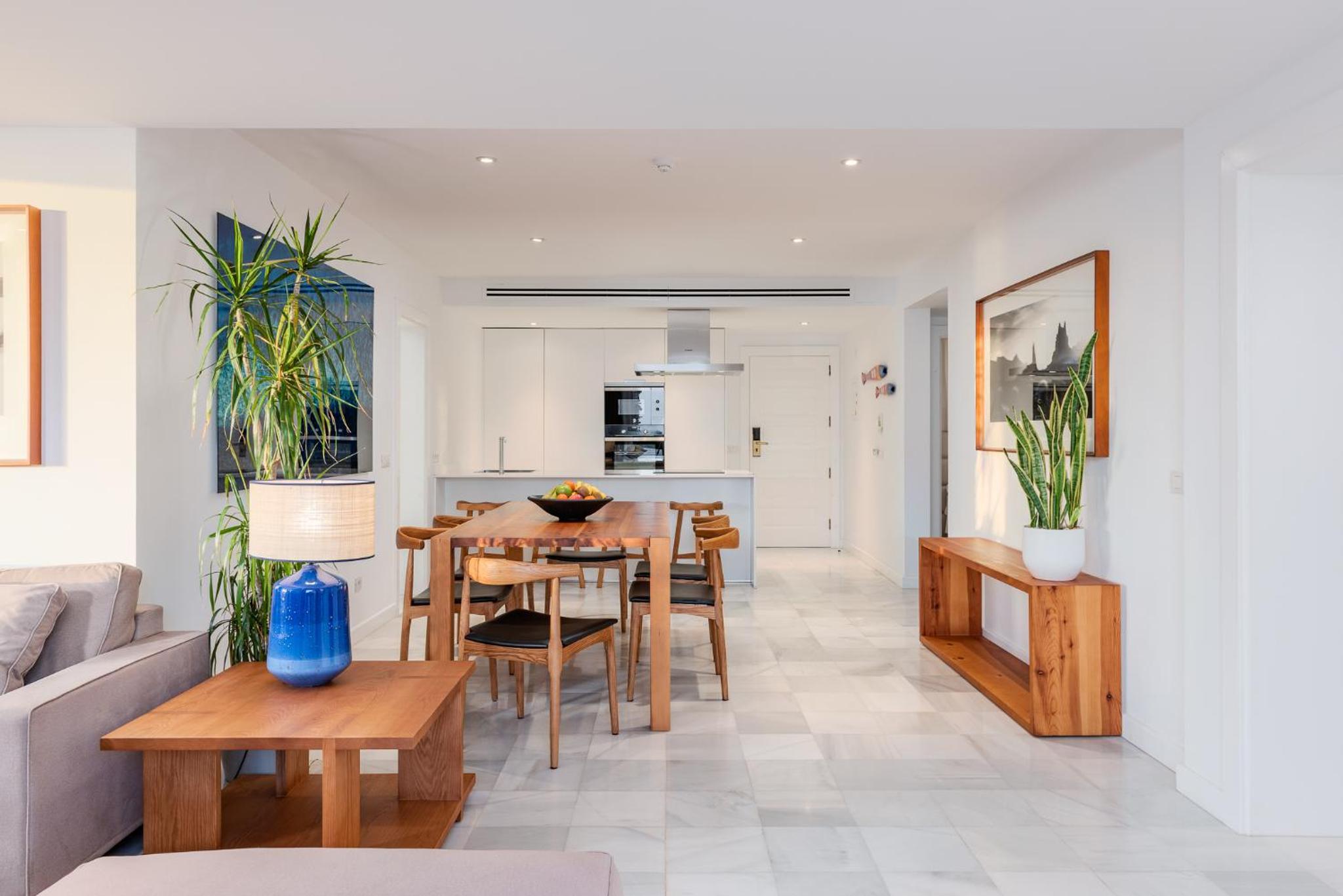 Three-Bedroom Suite Apartment with Ocean View photo 2