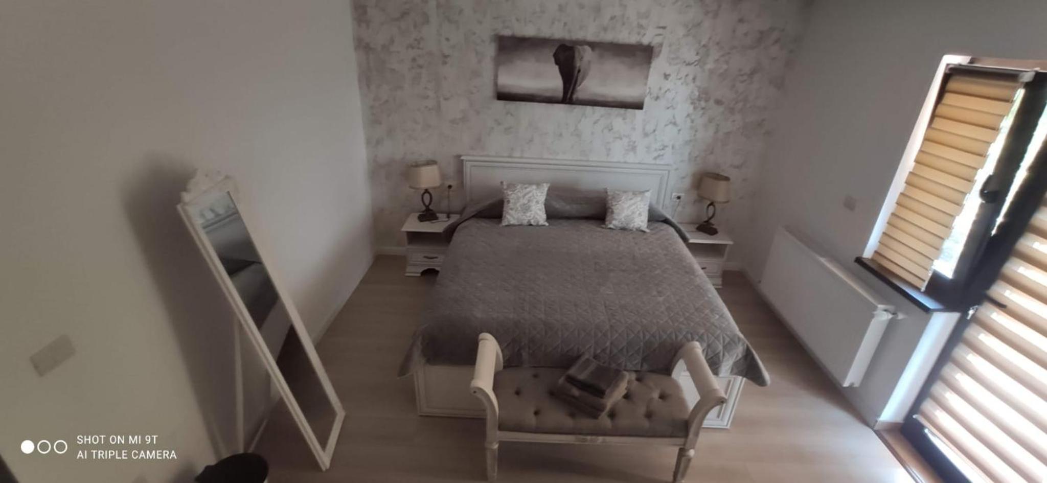 Superior King Room - Photo 25