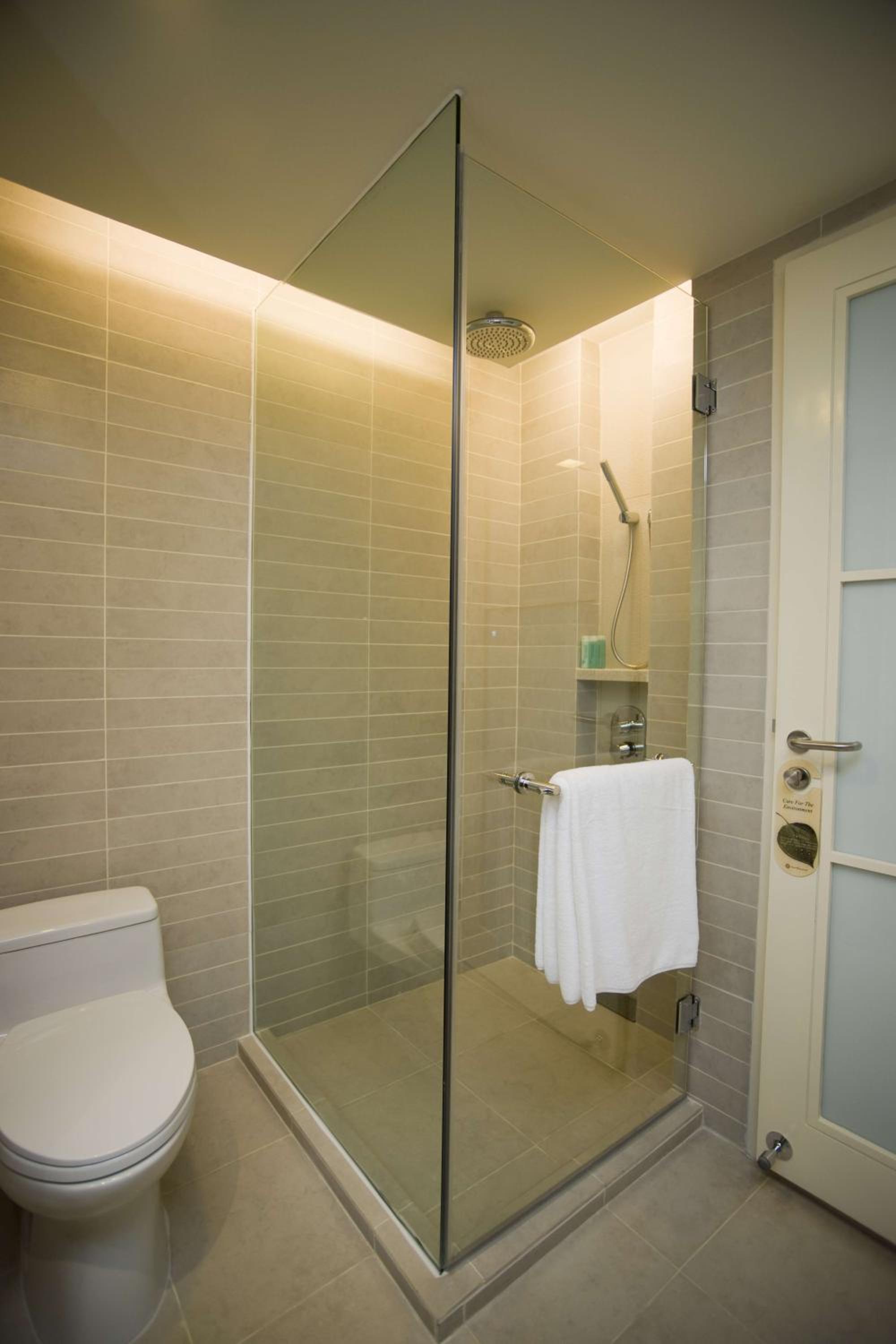 Deluxe King Room photo 2
