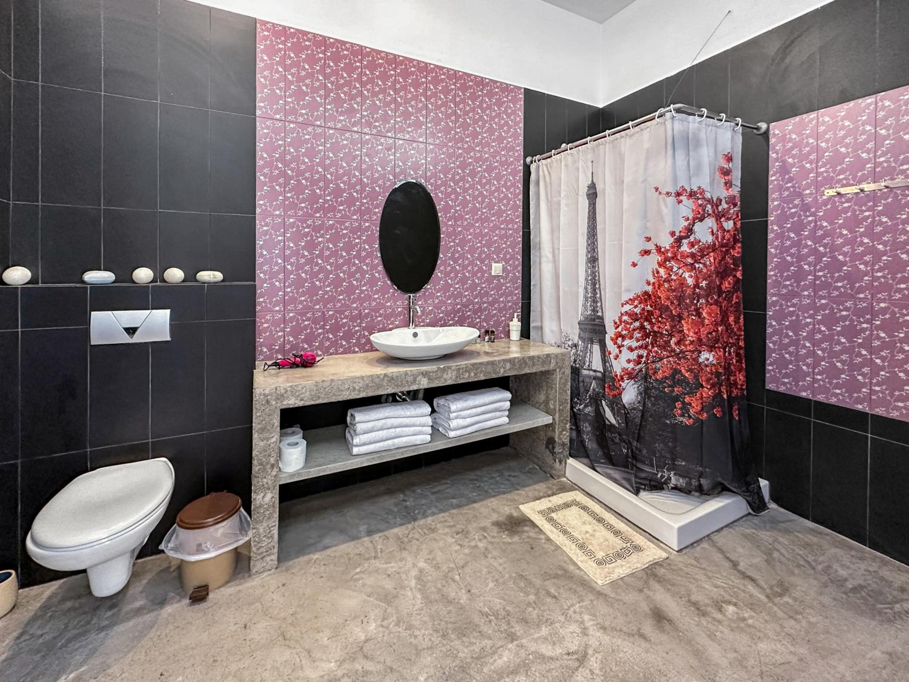 Family Suite - Photo 7