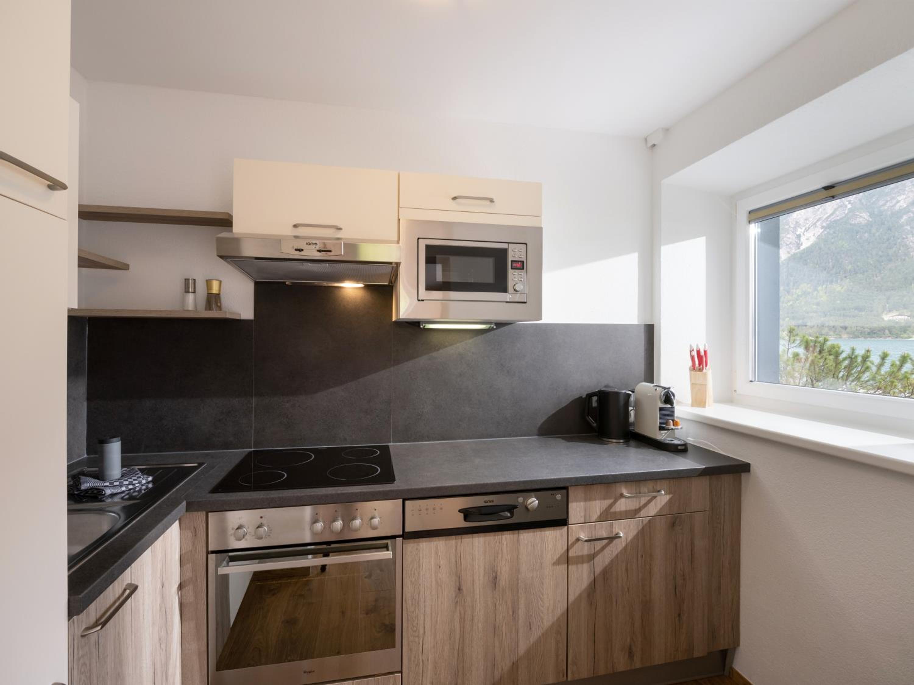  Apartment im Erdgeschoss mit großer Terrasse direkter Seeblick photo 3