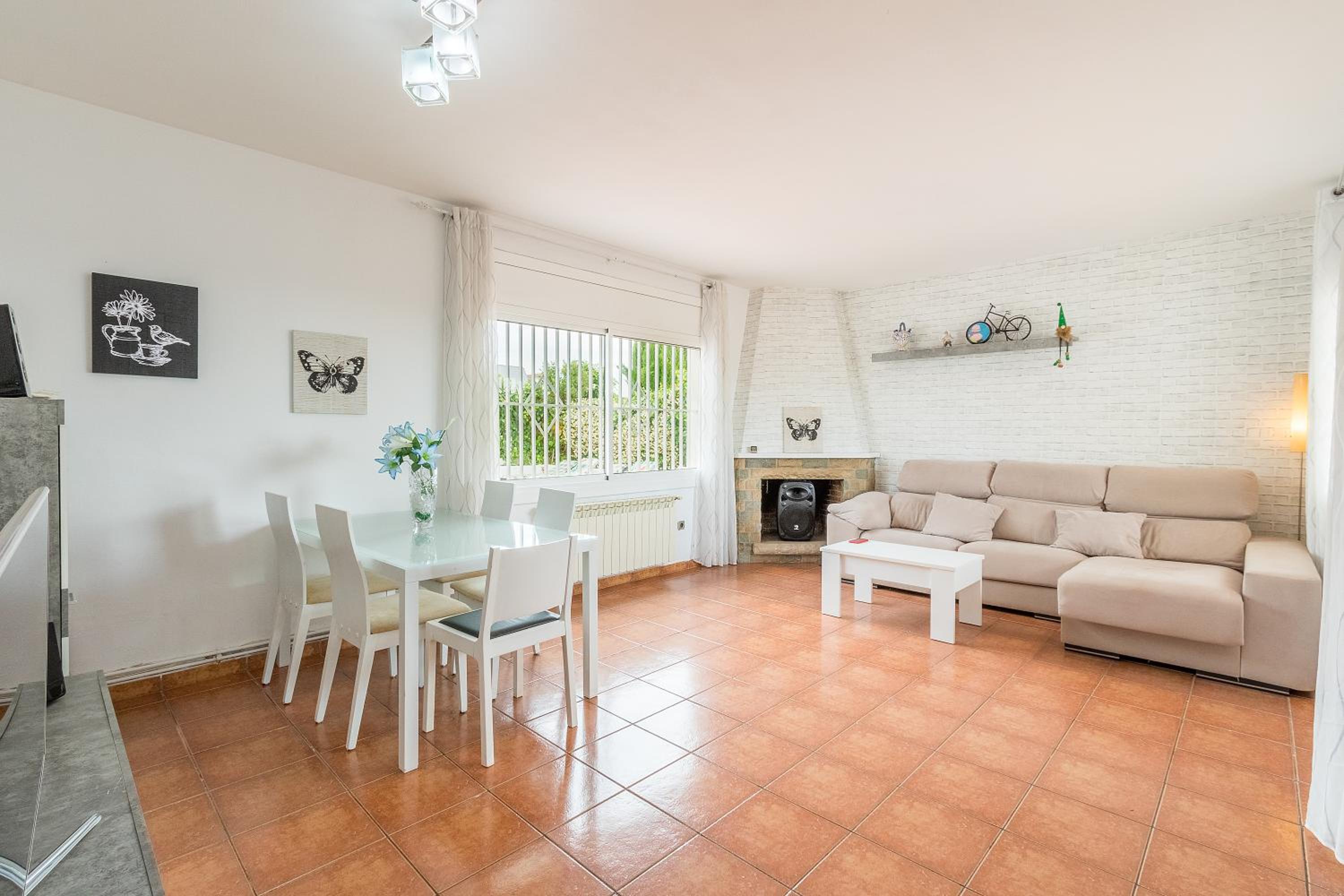 Casa de tres habitaciones