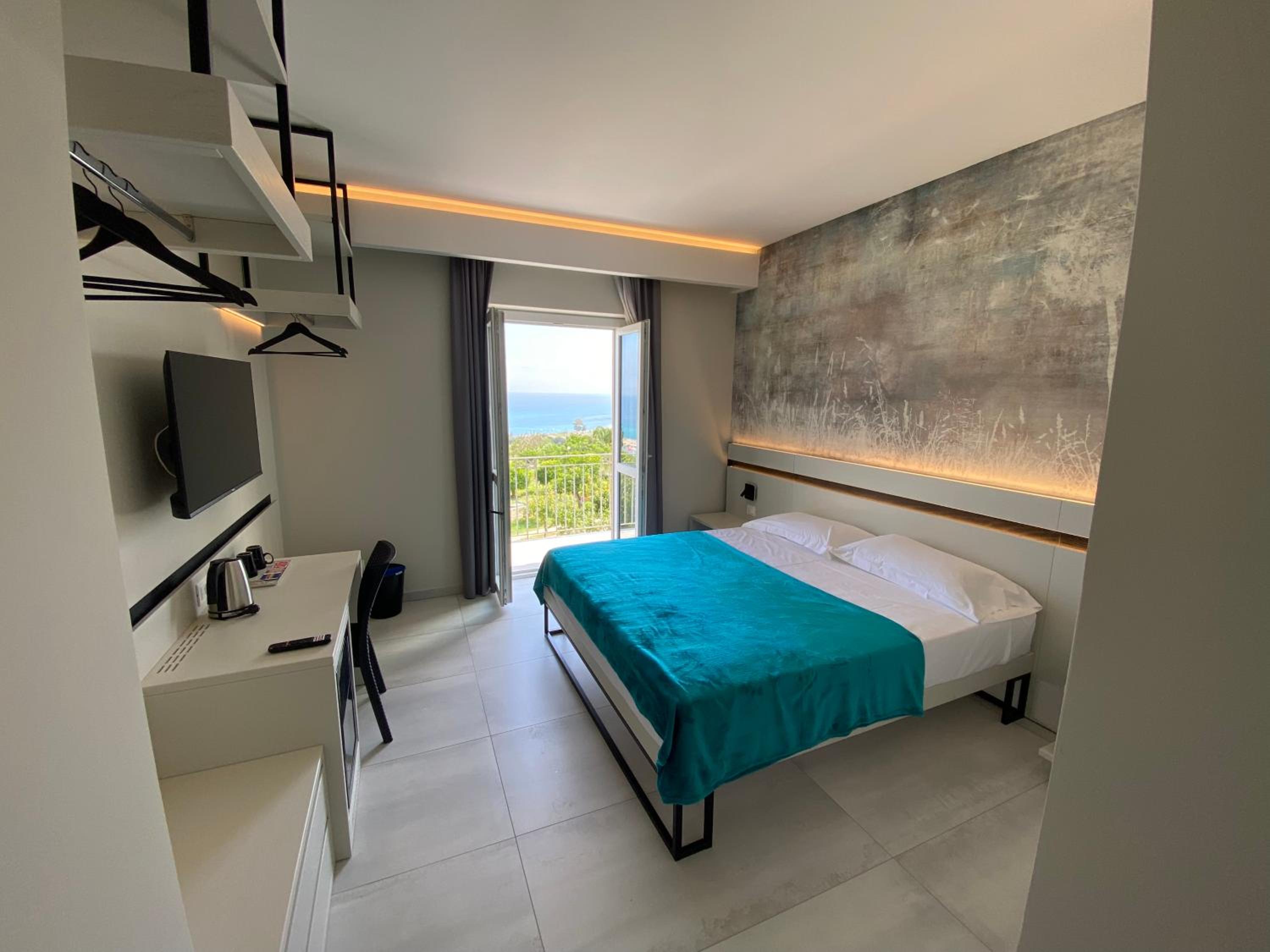 Suite with Sea View photo 1