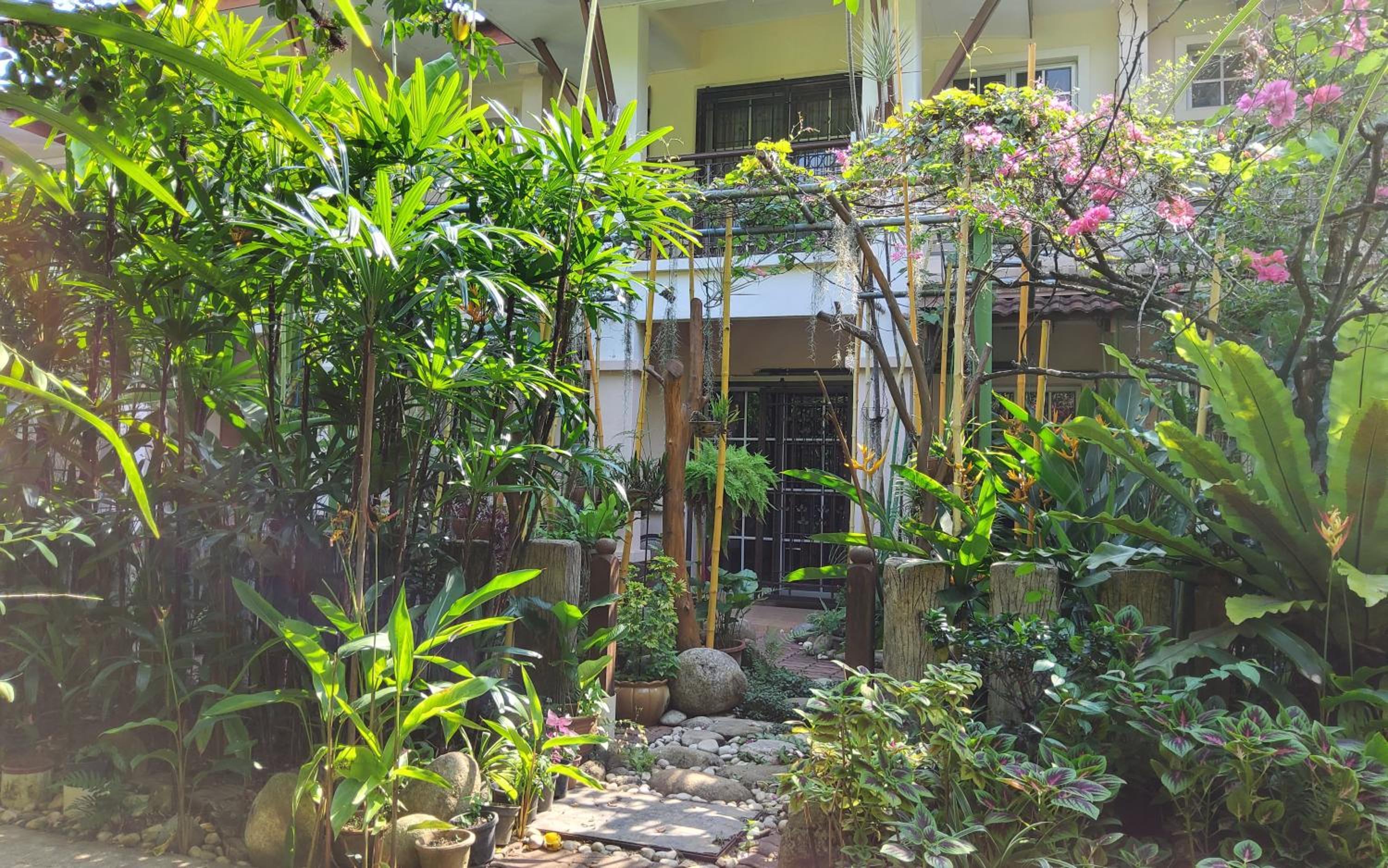 Budget Double Room (Max 2 pax) - Photo 24