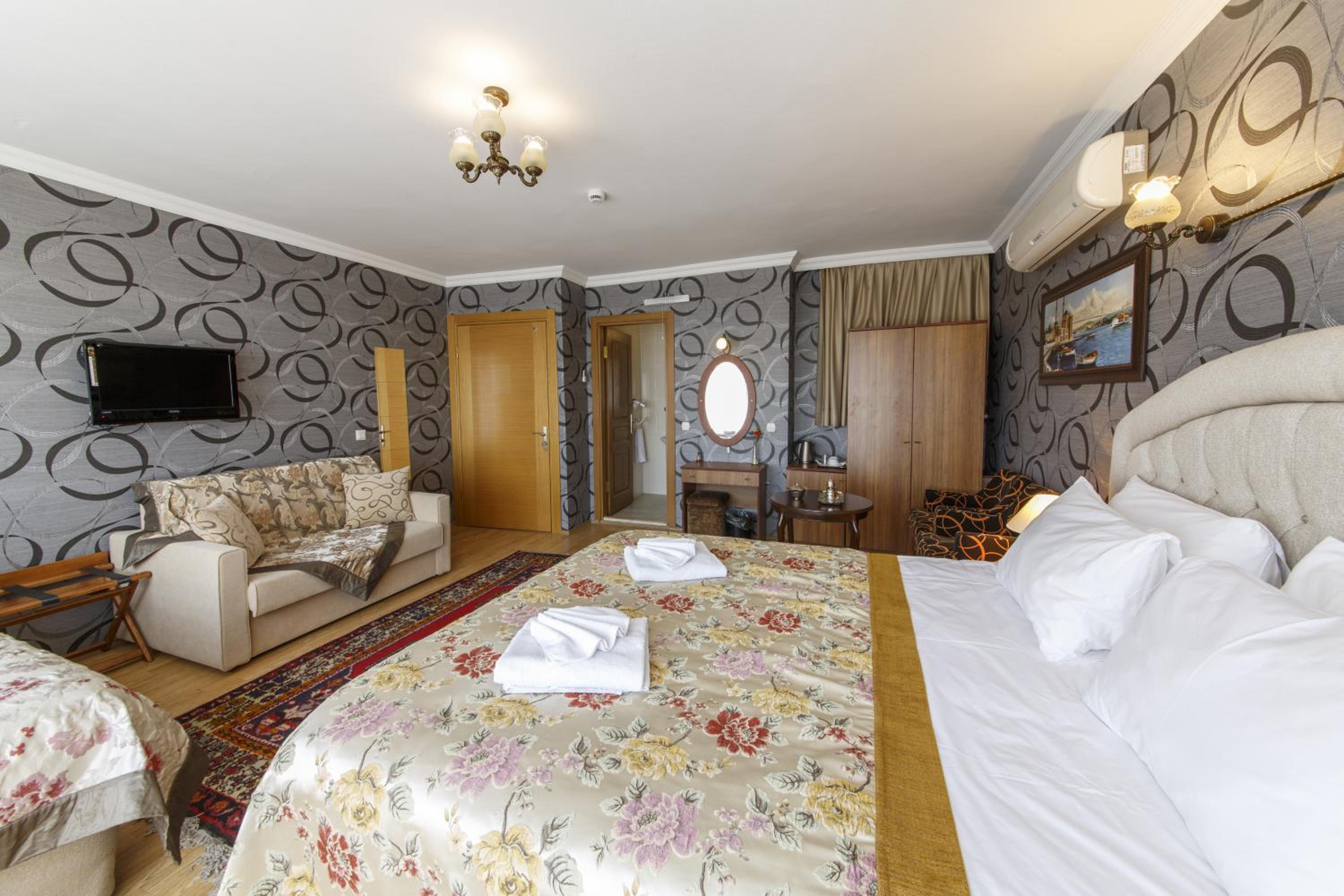 Quadruple Room with Sea View photo 3