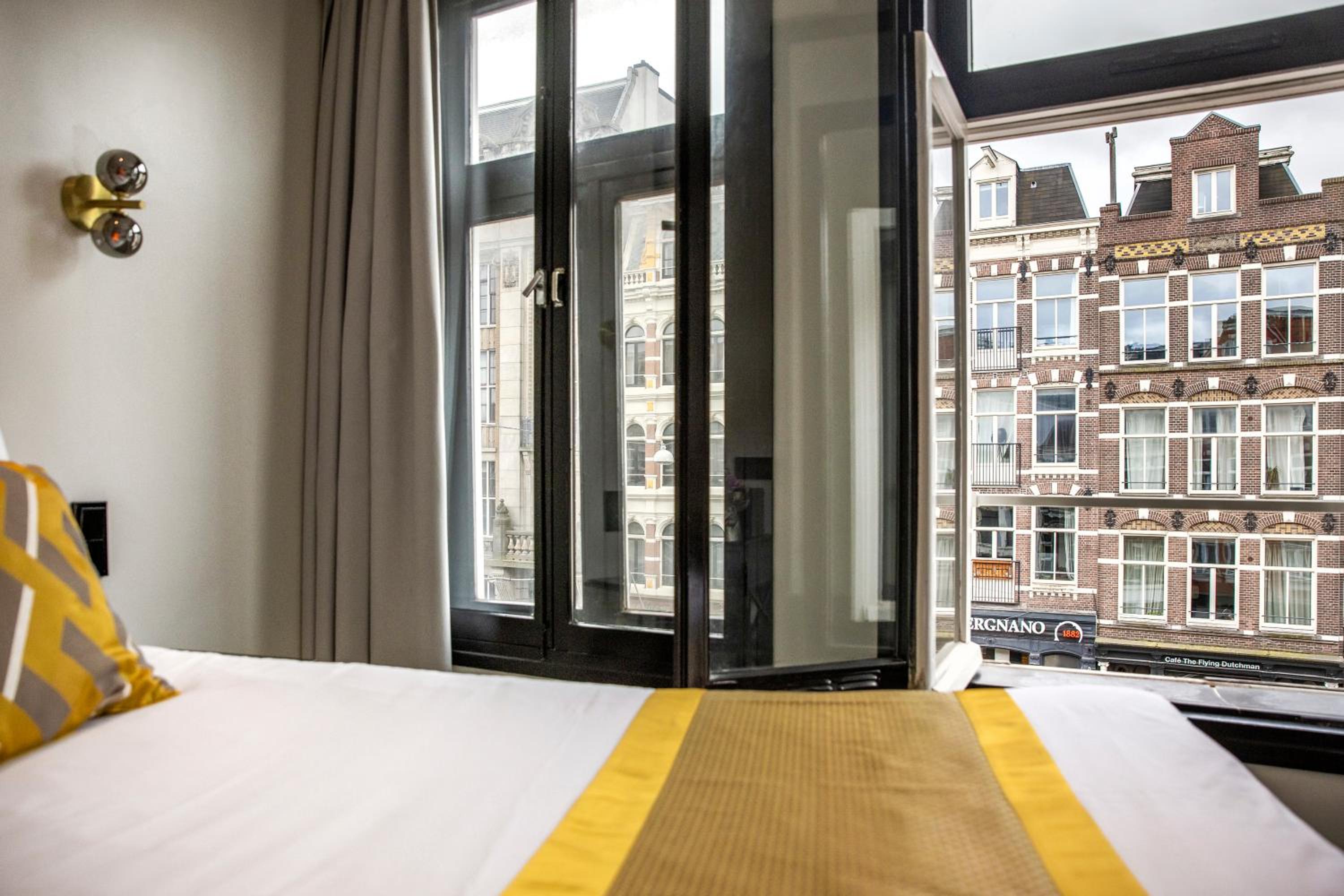Comfort City View Room photo 3