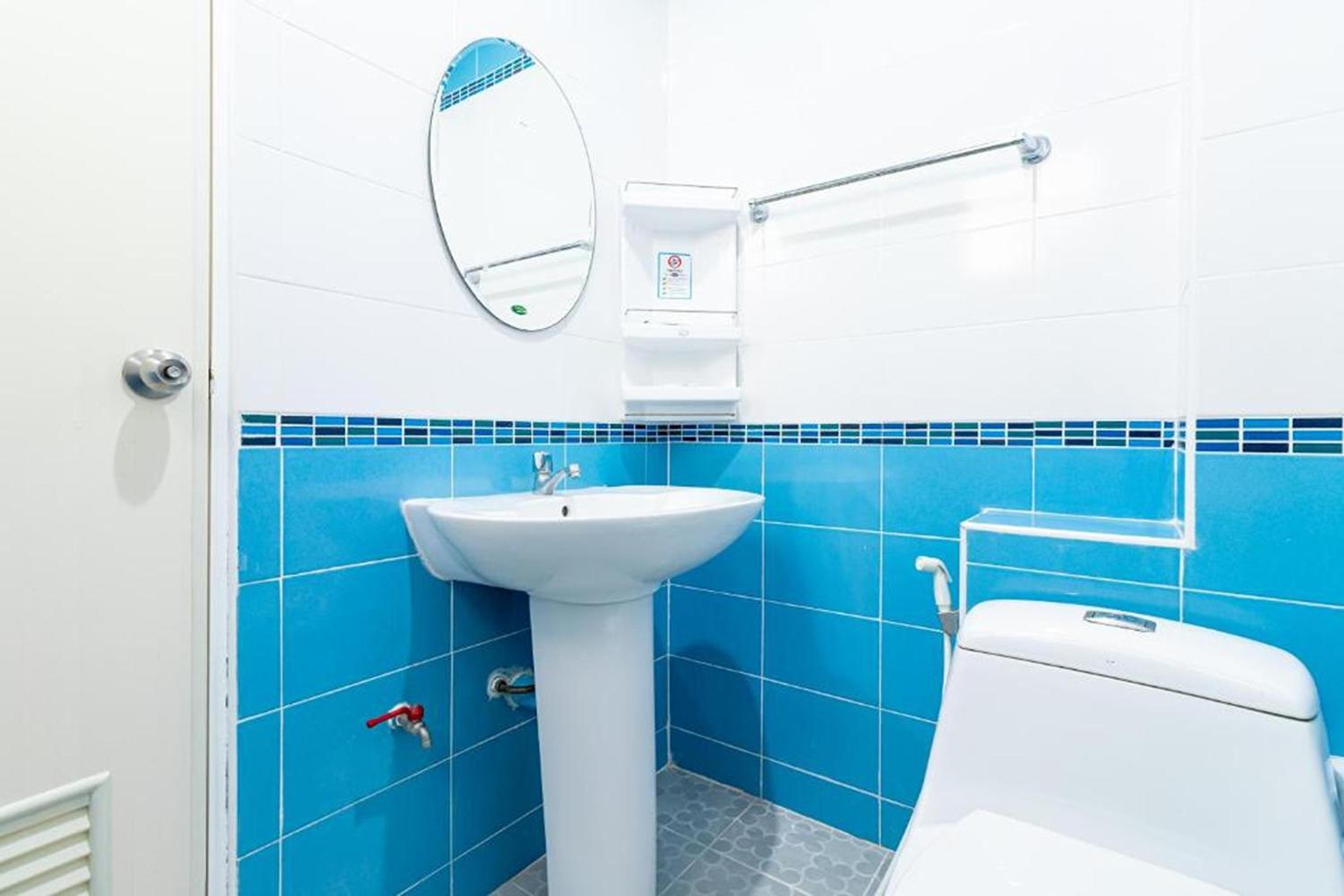 Double Room with Private Bathroom photo 2