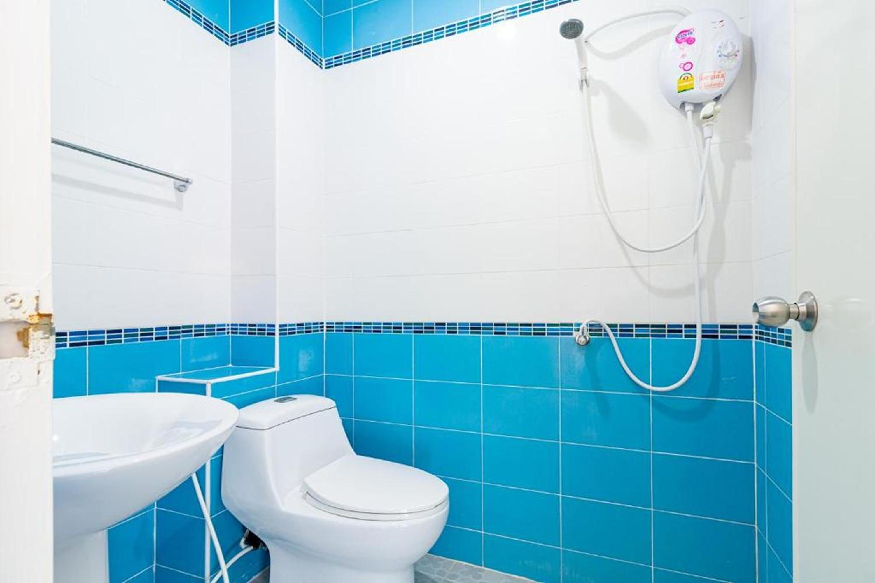 Double Room with Private Bathroom photo 3