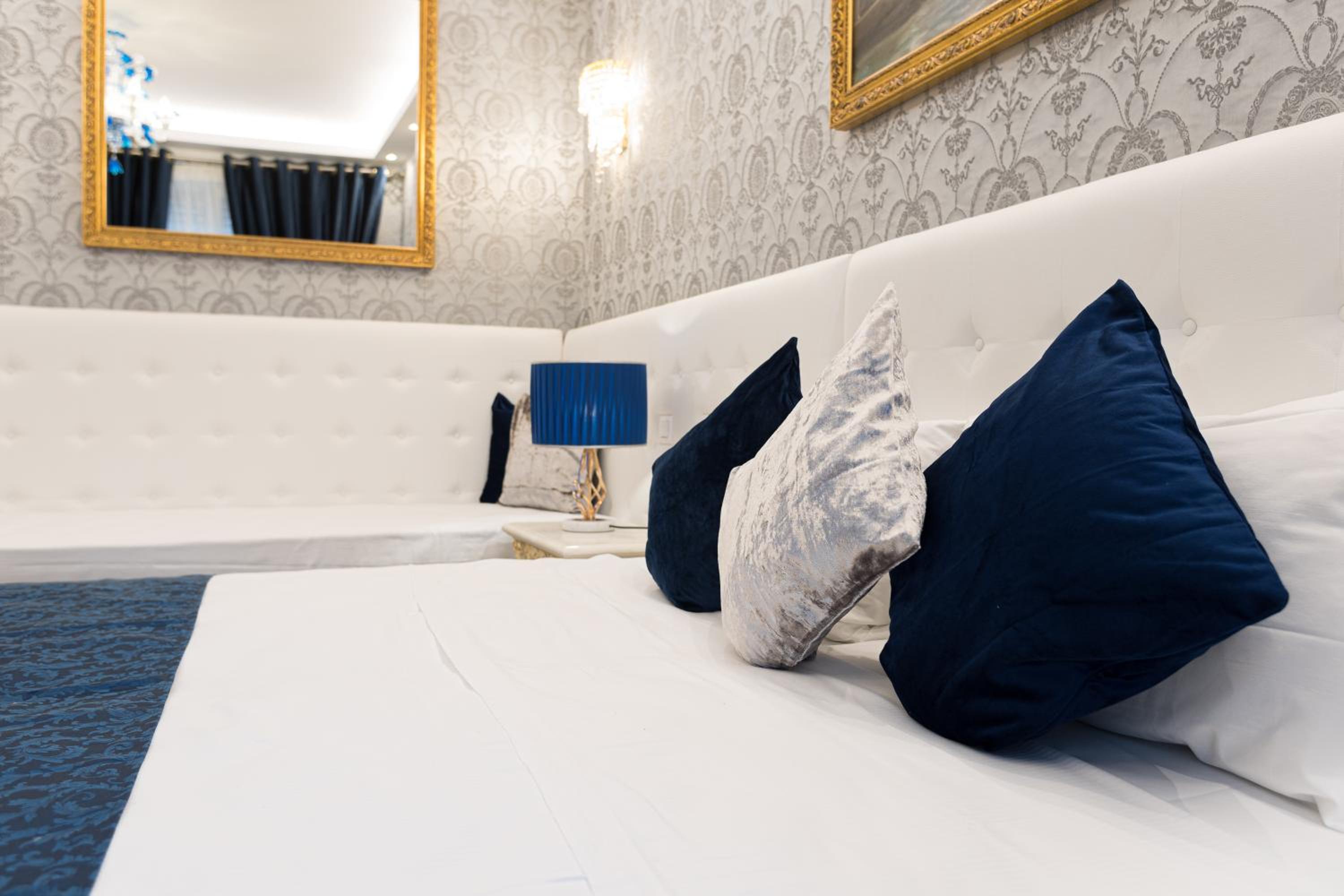 Luxury Triple Room - Photo 4