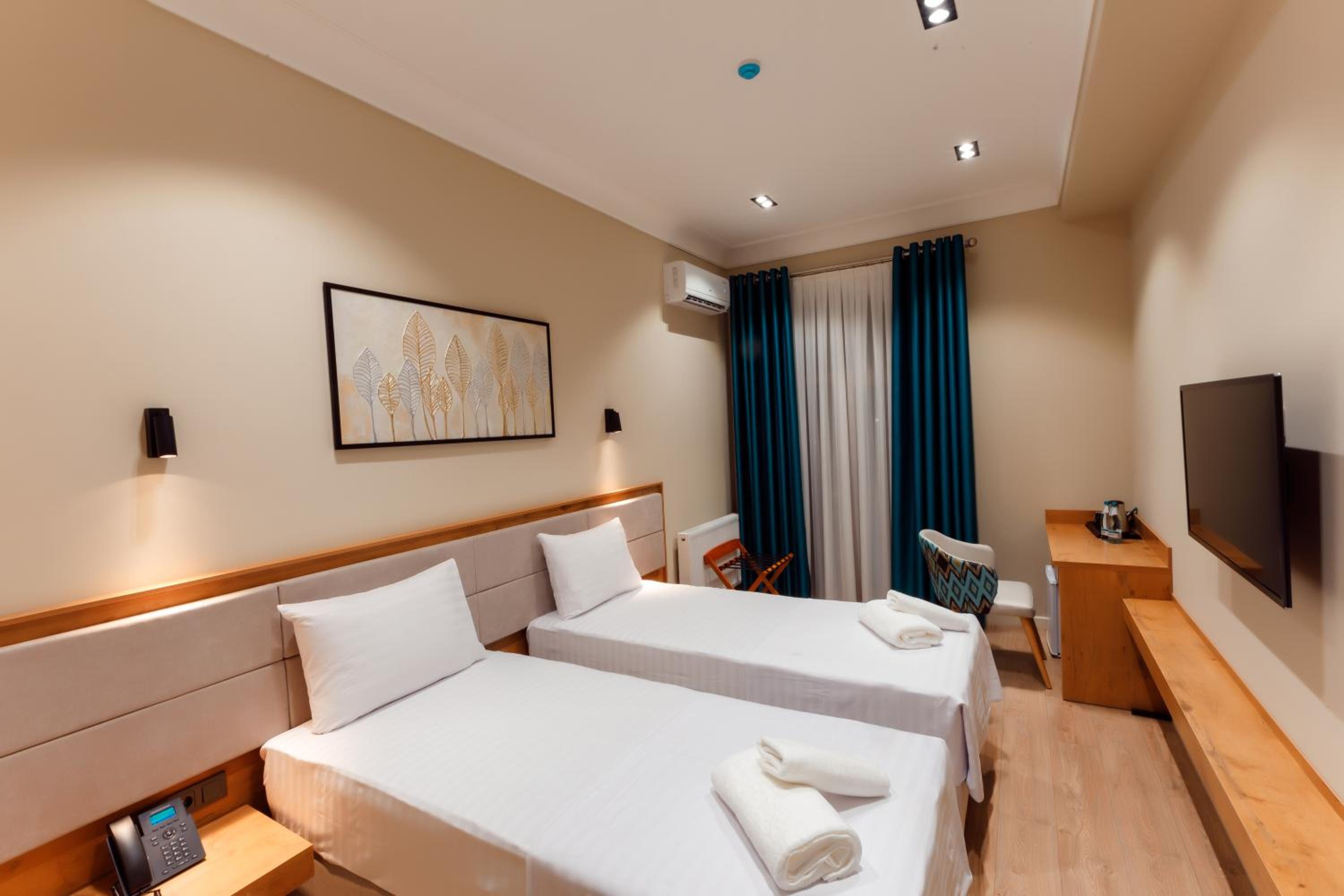 Standard Twin Room photo 1