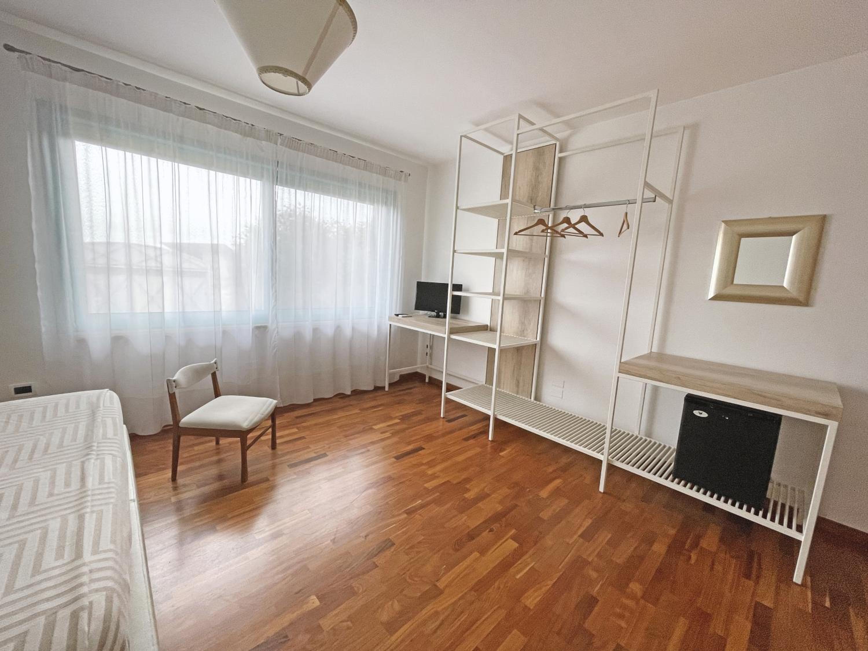 Triple Room with Private Bathroom photo 2