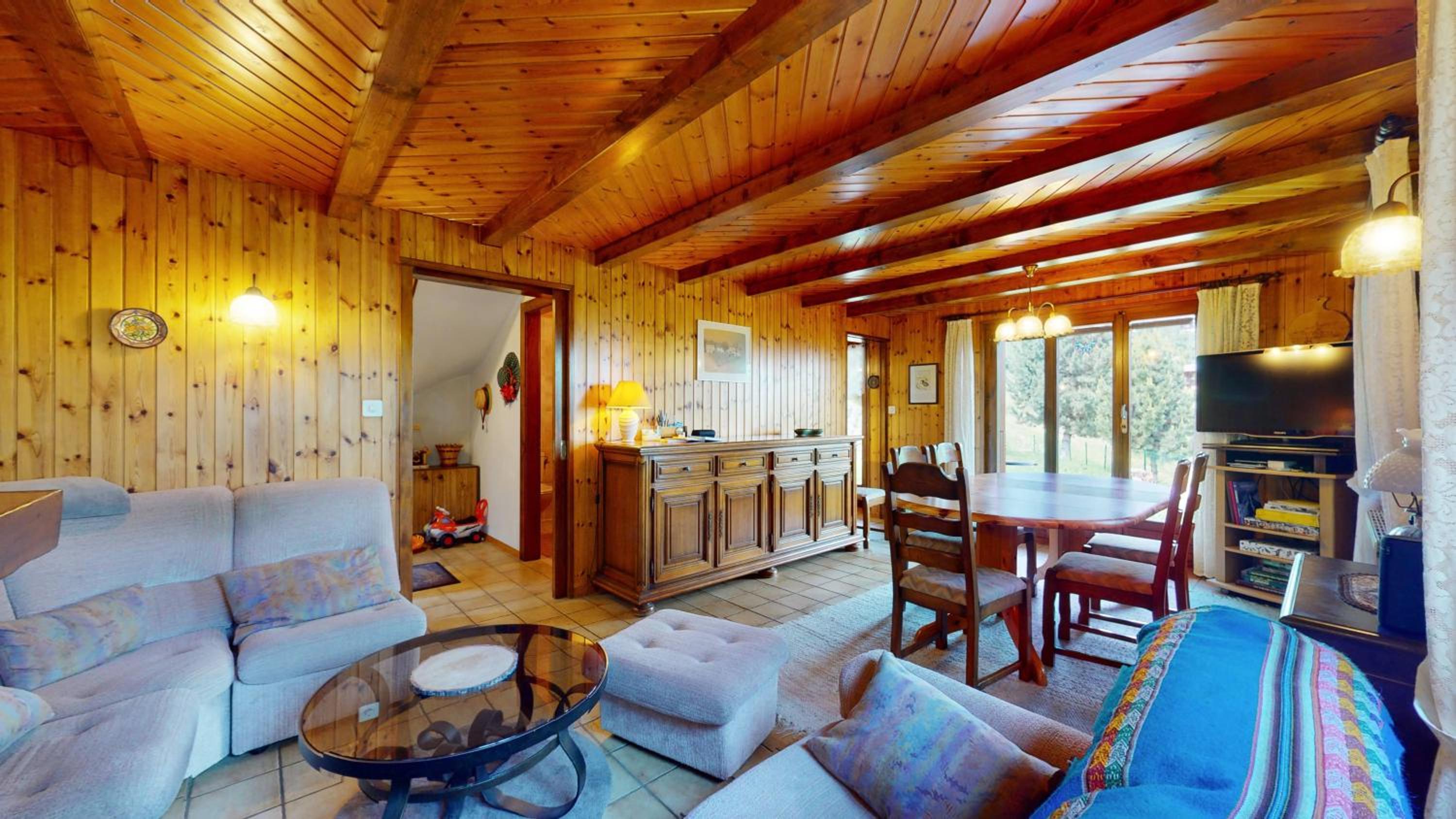Three-Bedroom Chalet photo 1