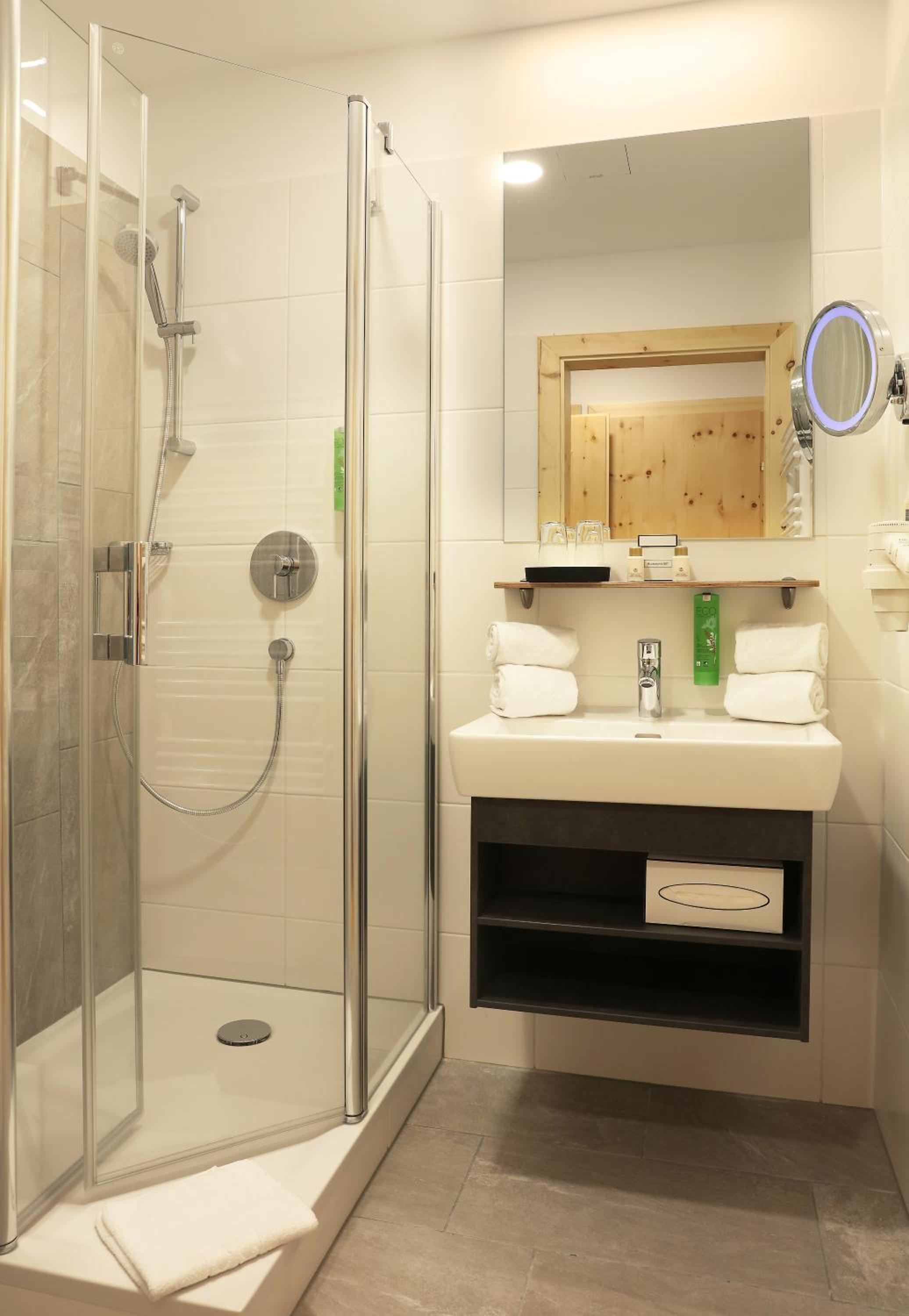 Deluxe Triple Room - Photo 6