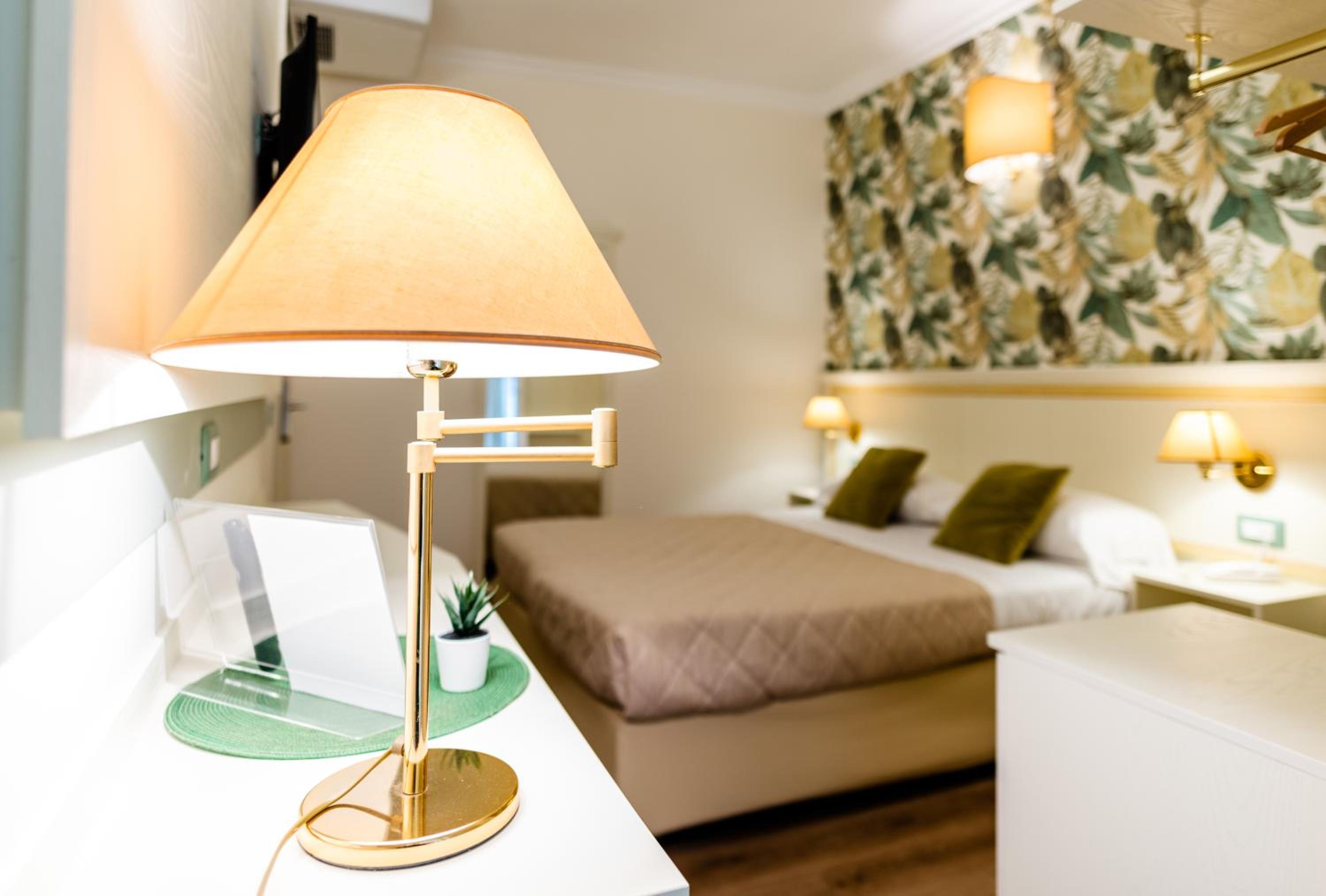 Double Room - Photo 4