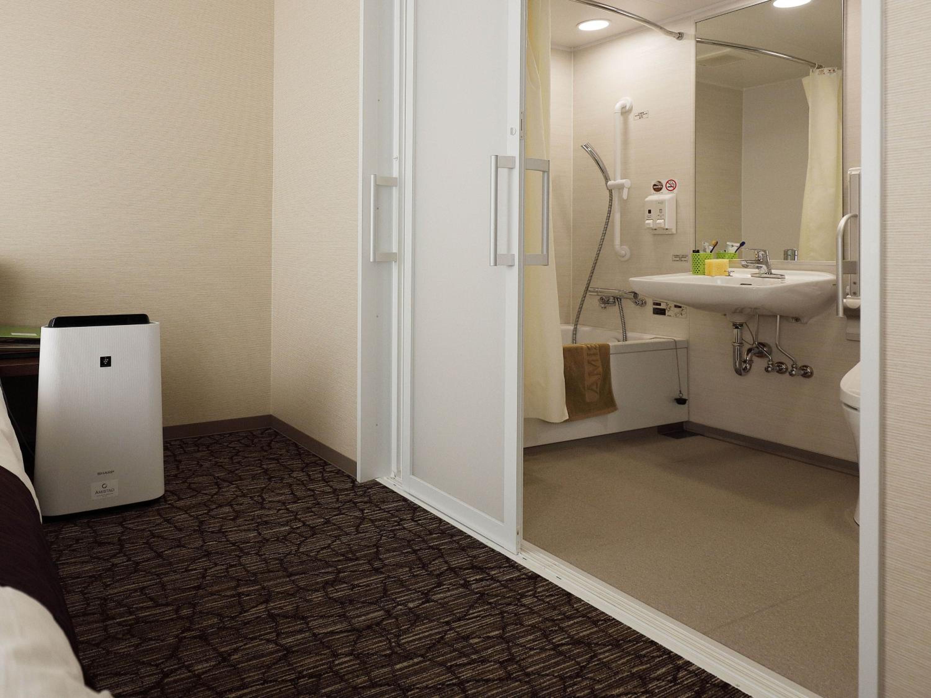 Twin Room - Non-Smoking - Photo 5