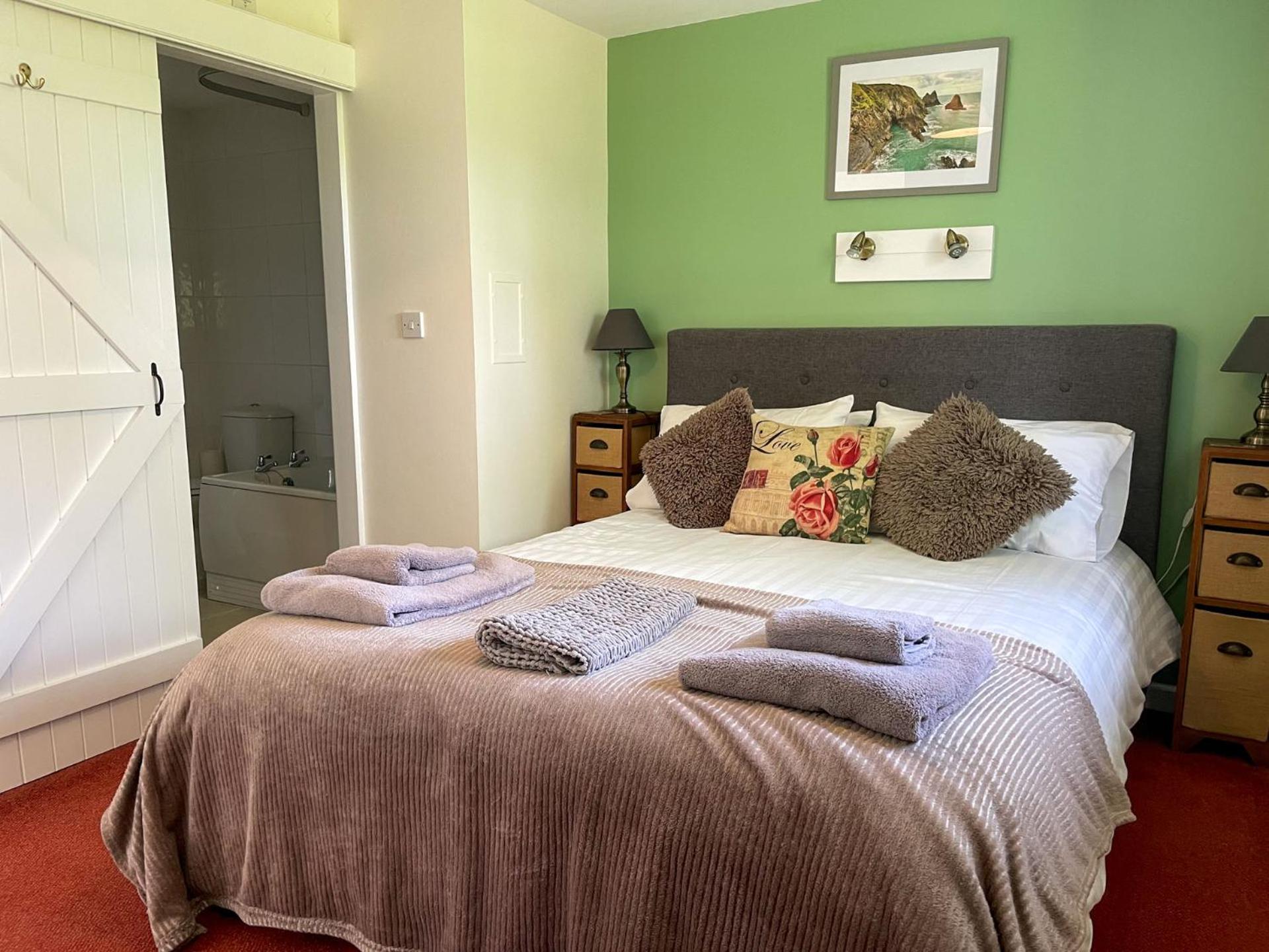One-Bedroom House photo 3