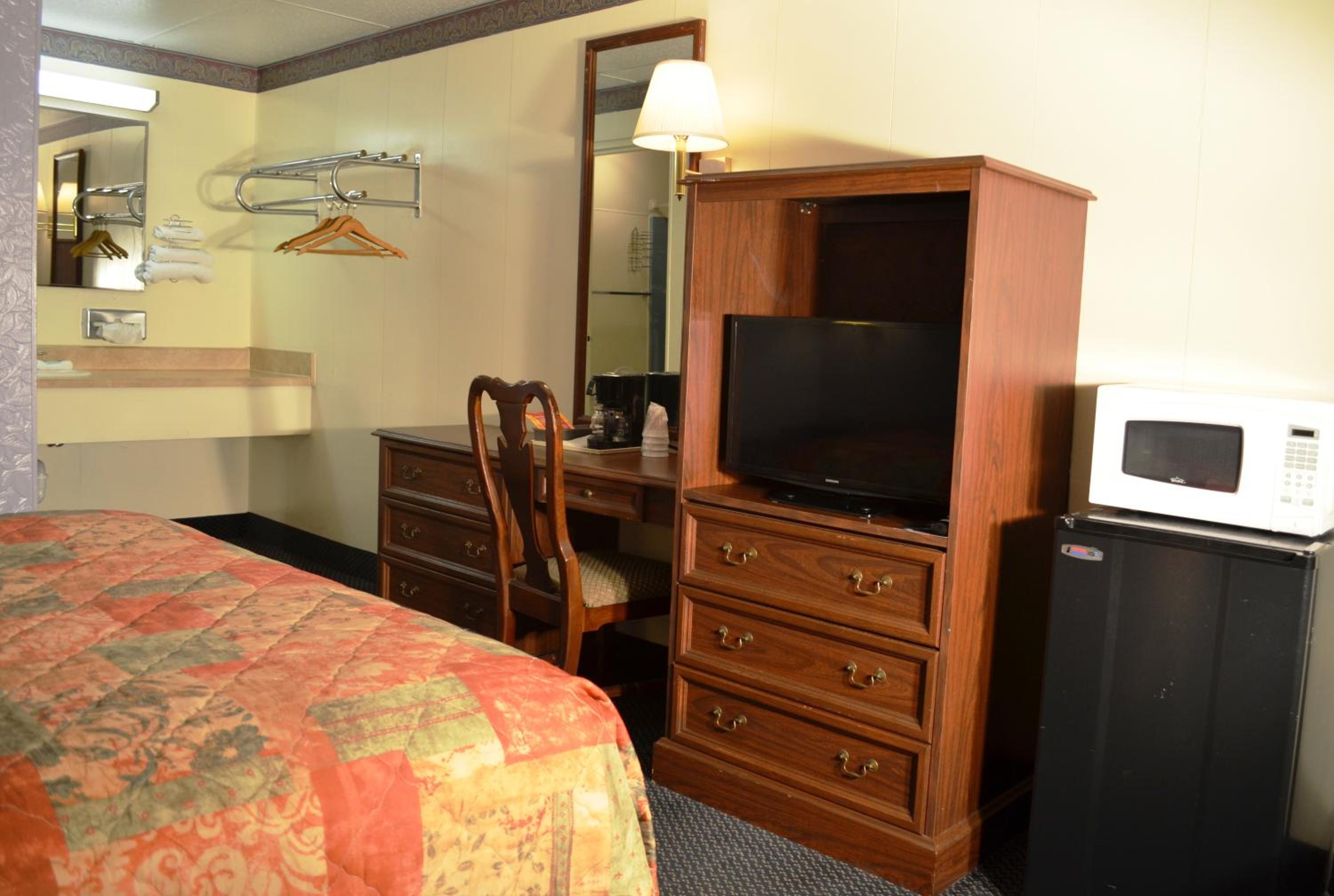 Deluxe Queen Room photo 3