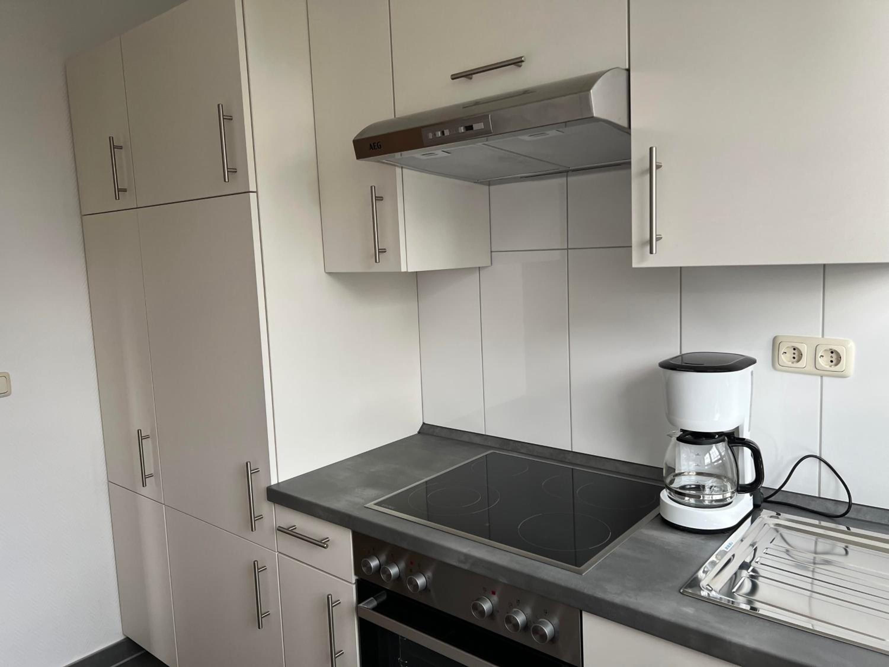 Apartment photo 2