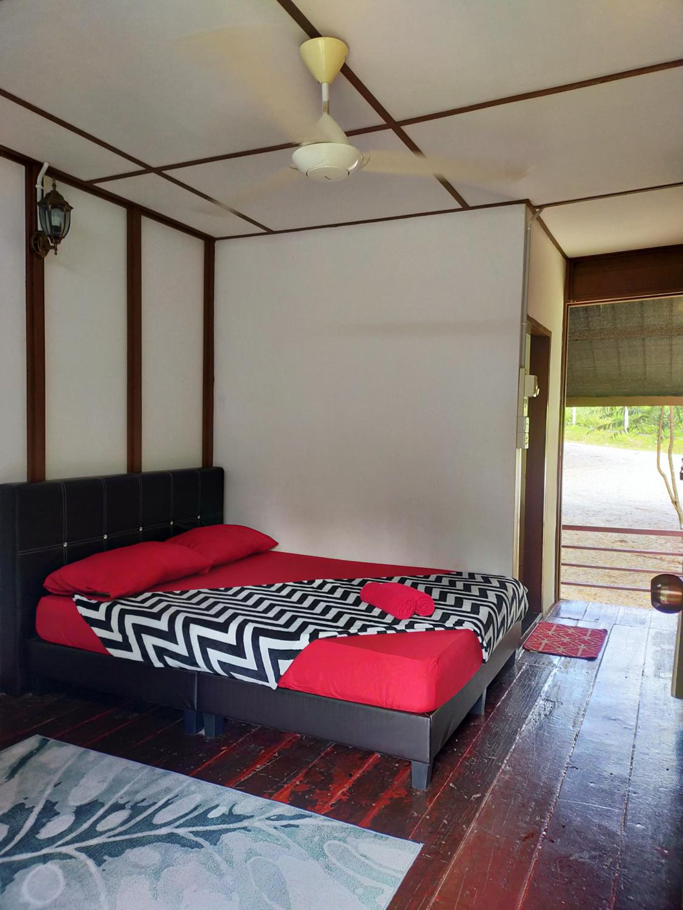 Standard Queen Room - Photo 3