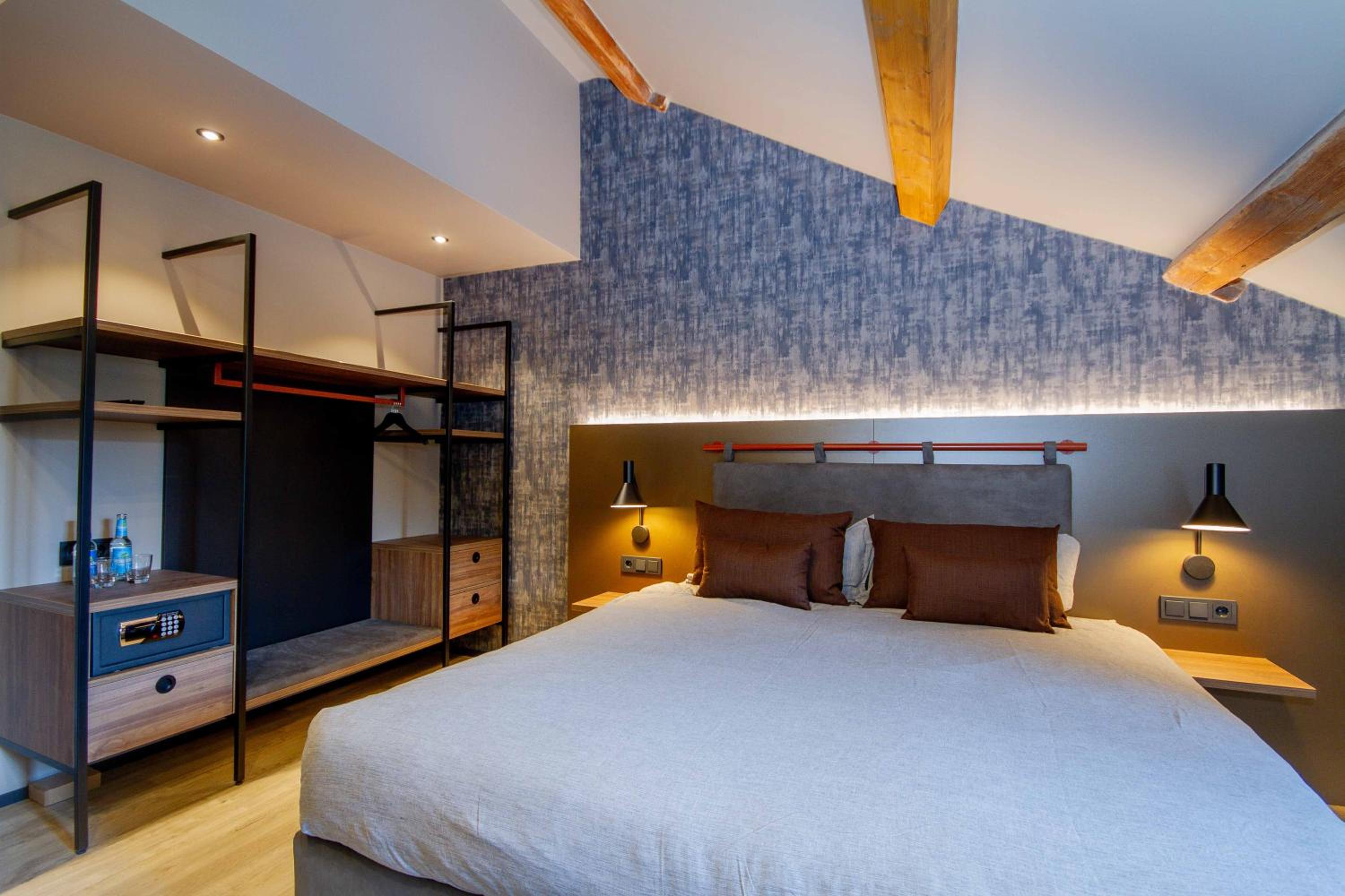 Small Double Room photo 2
