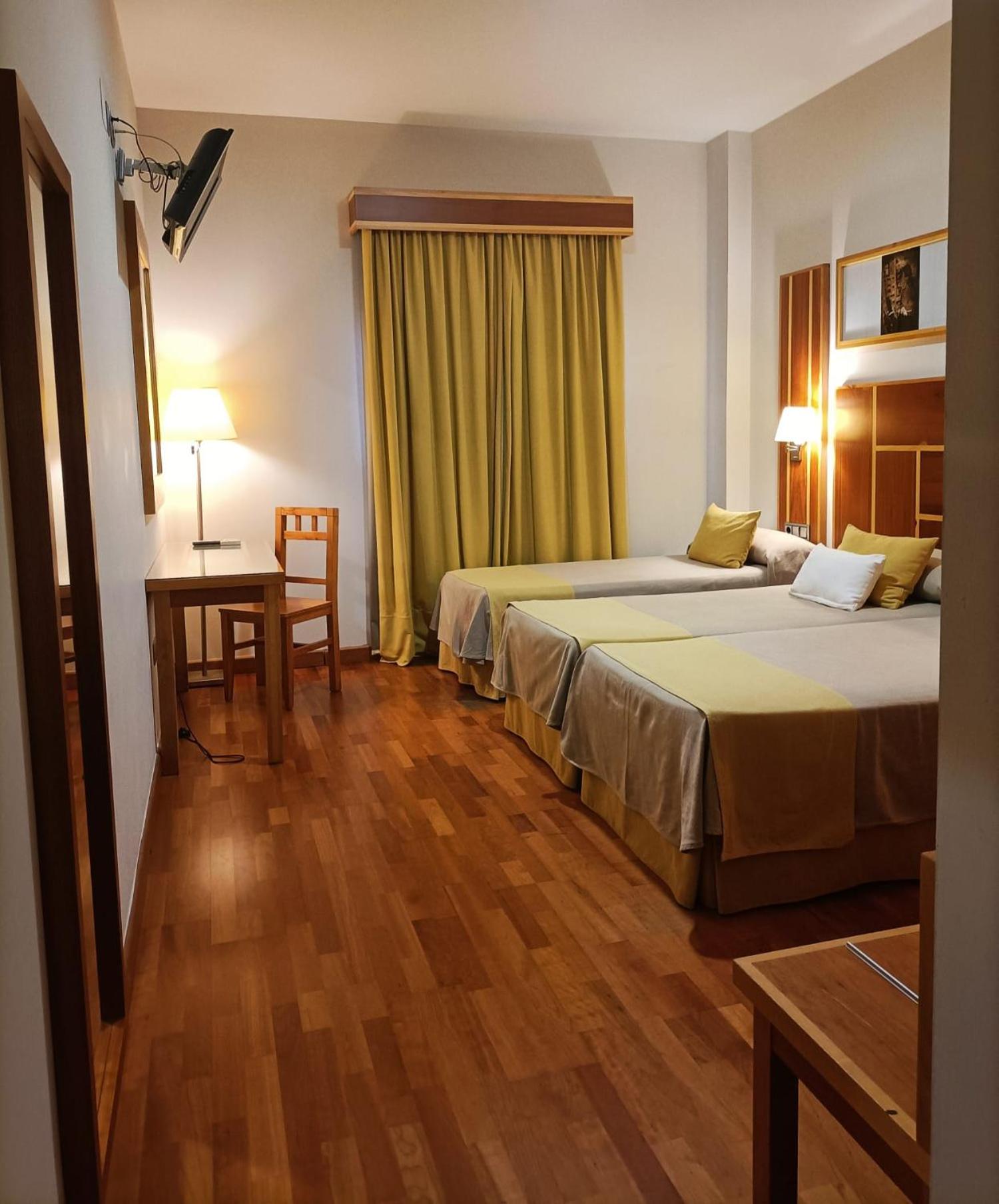 Triple Room - Photo 4