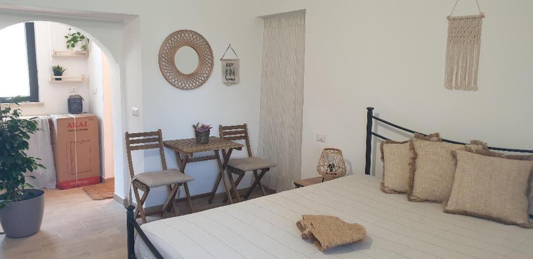 Deluxe Double Room with Extra Bed photo 2