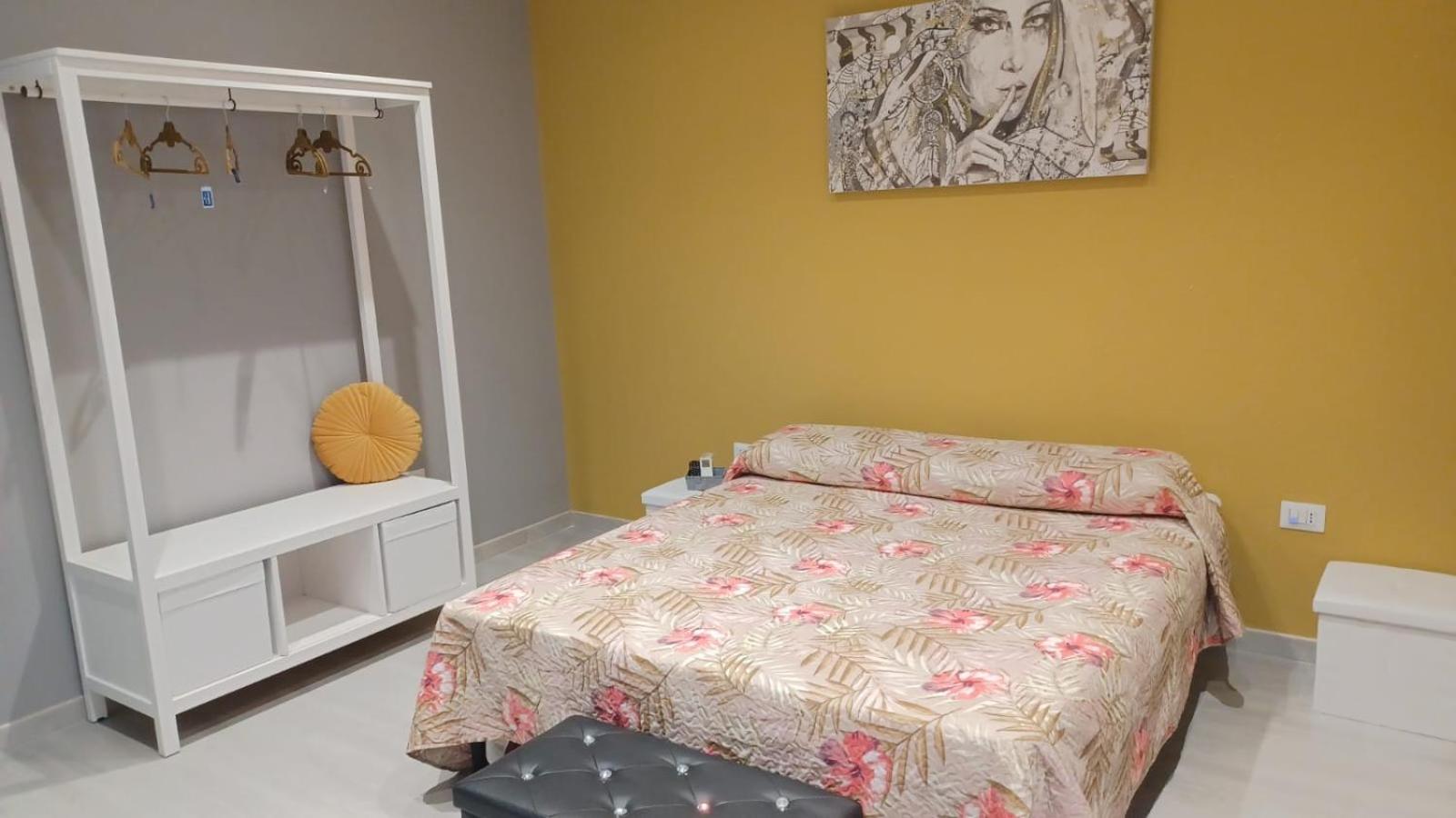 Double Room with Extra Bed photo 3