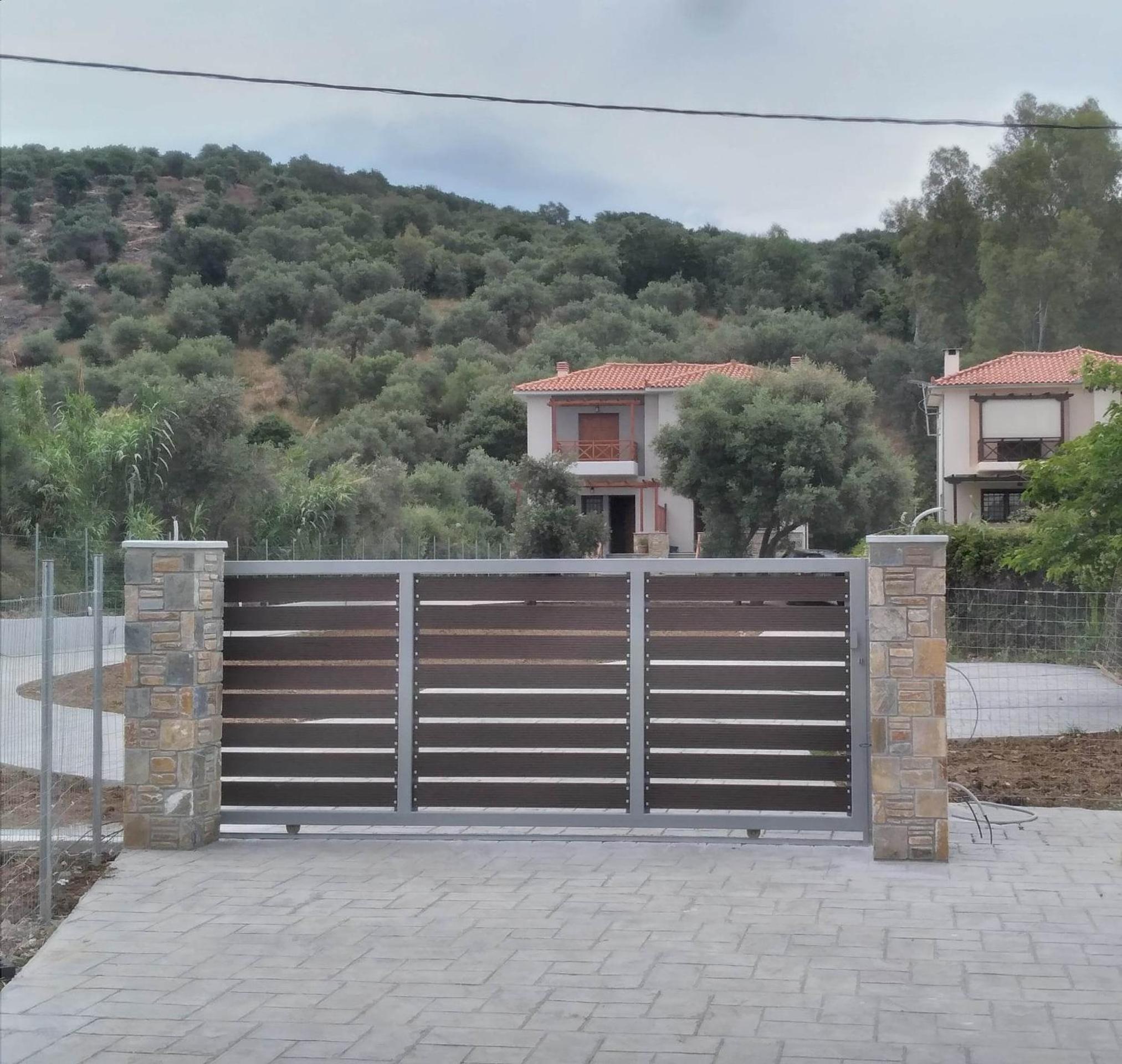 Villa - Beach Front photo 2
