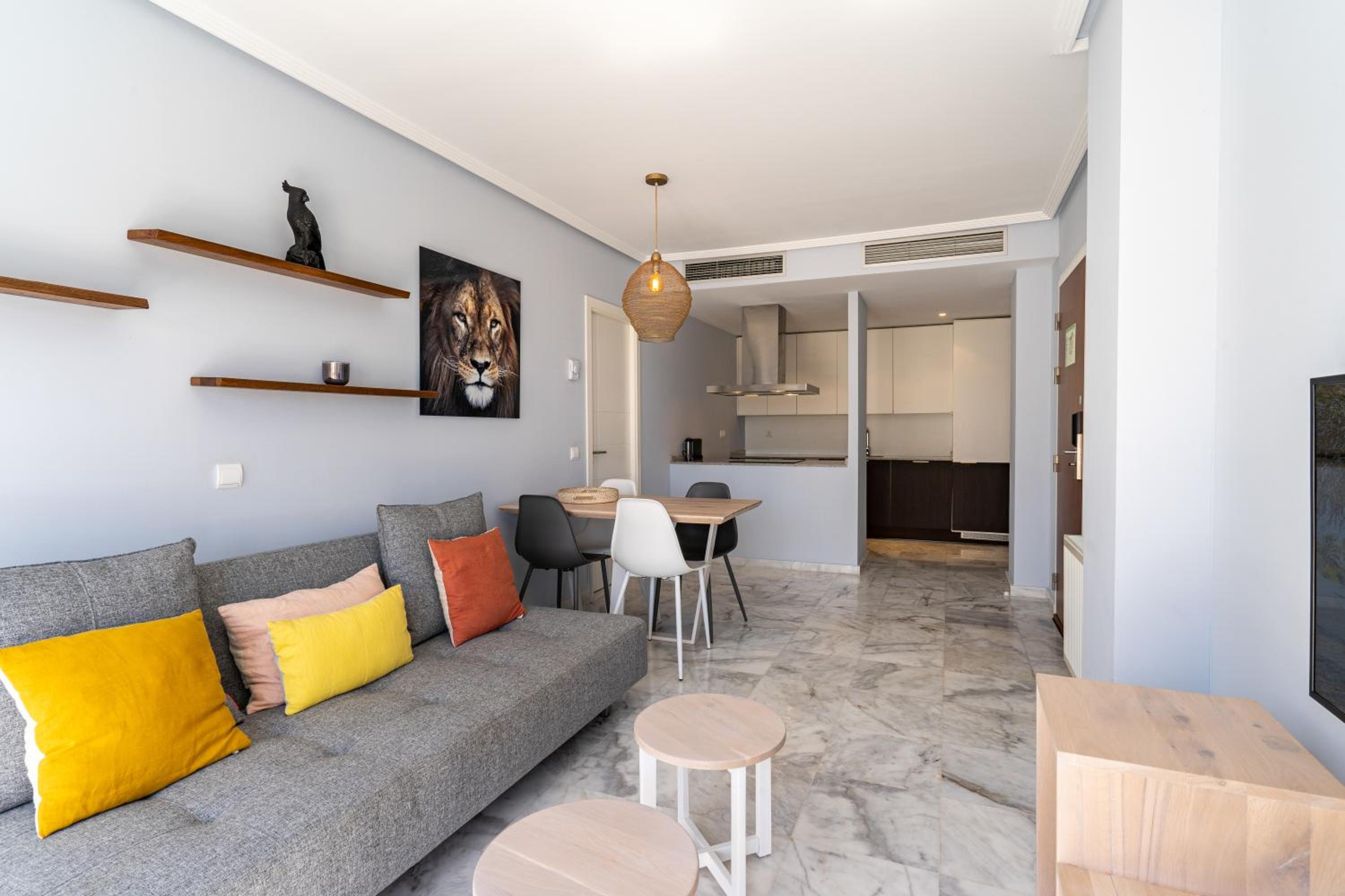 Apartamento de lujo de una habitación con balcón o terraza Apartamento de lujo de una habitación con balcón o terraza