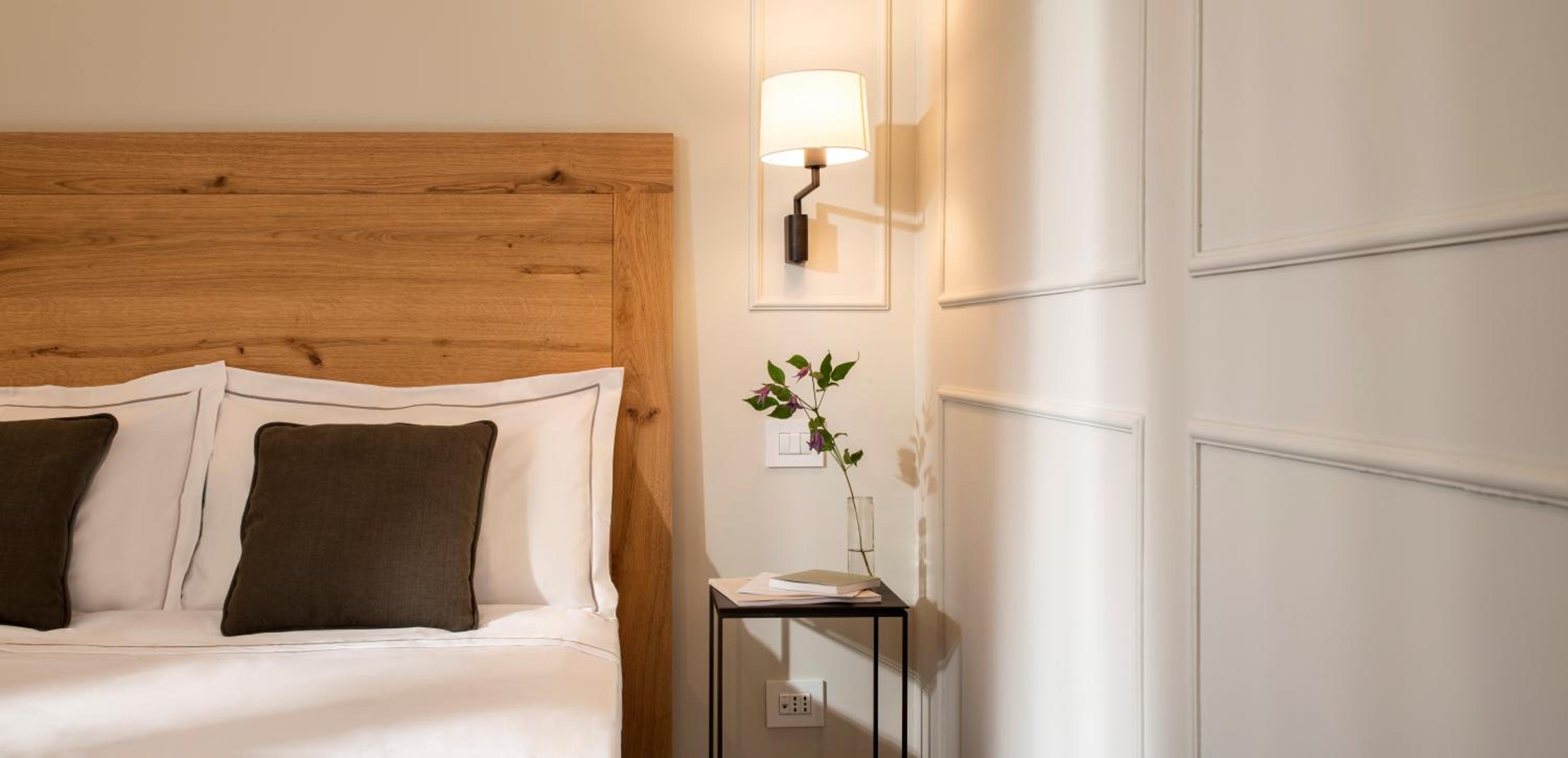 Junior Suite with Garden View