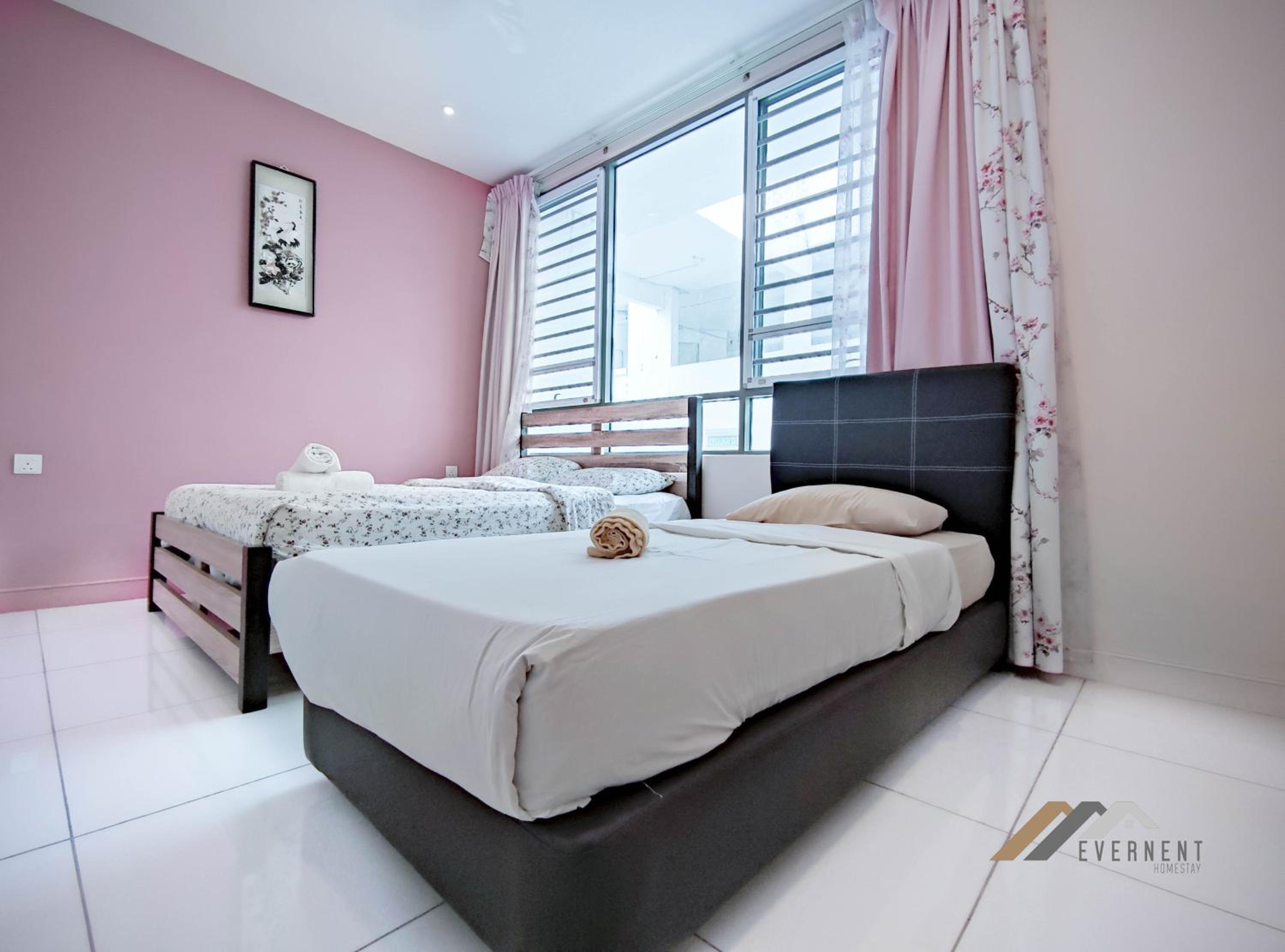 Studio Apartment - Photo 14