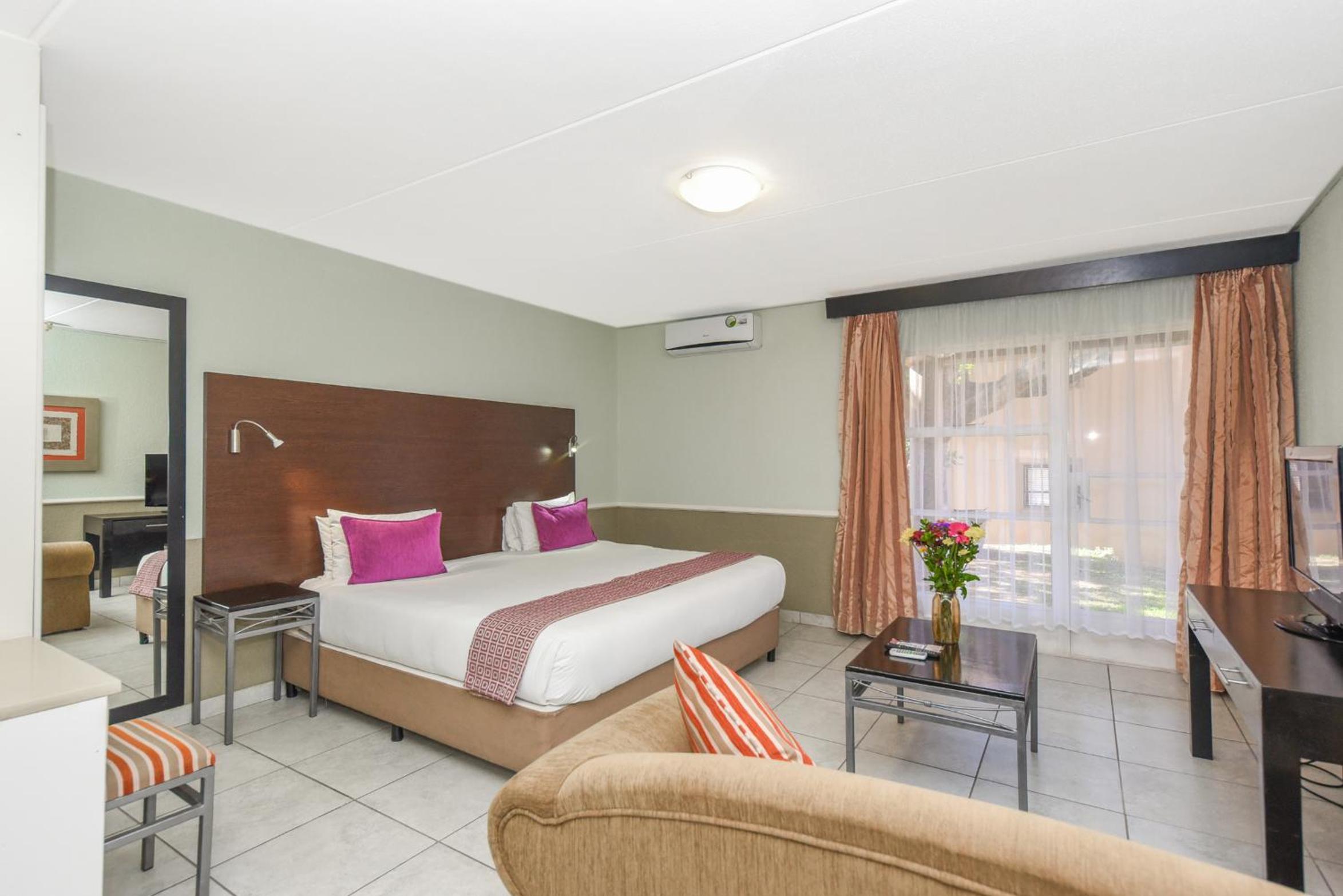 Deluxe Double Room - Photo 4