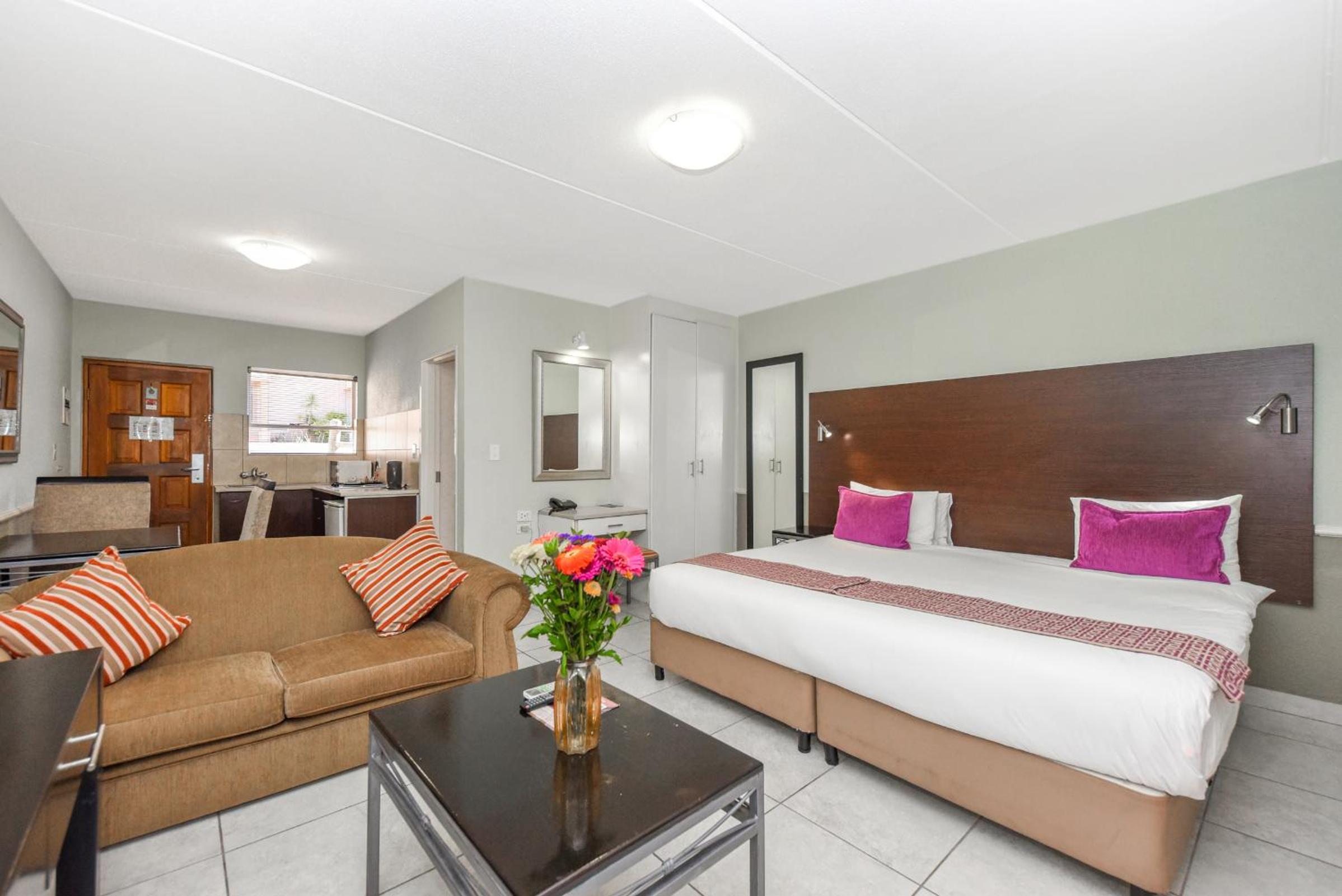 Deluxe Double Room - Photo 5