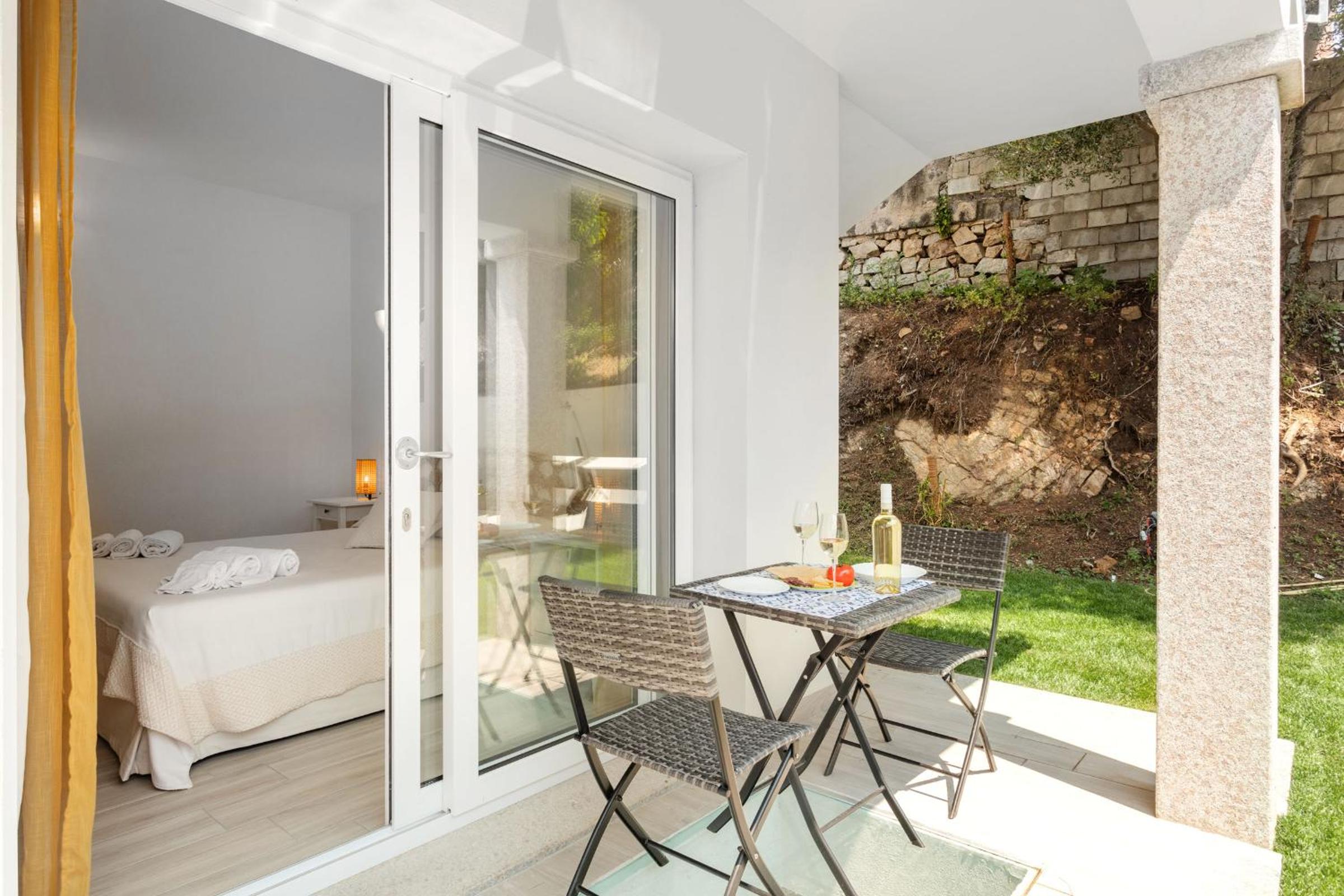 Double Room with Garden View photo 2