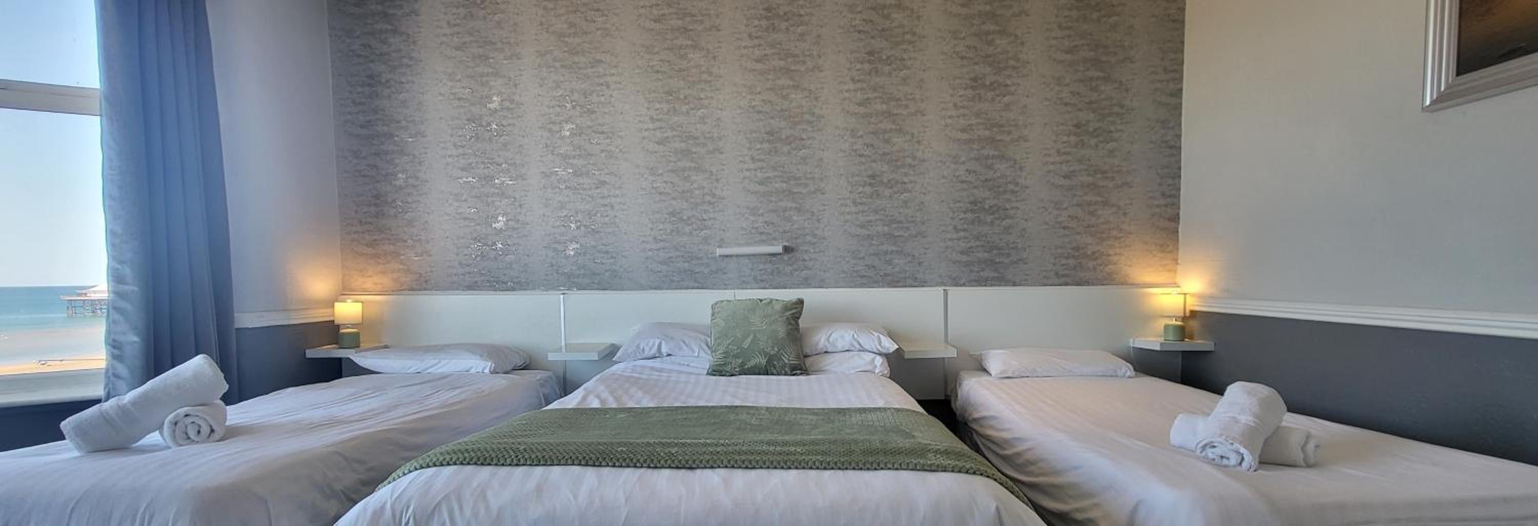 Family Room with Sea View photo 3