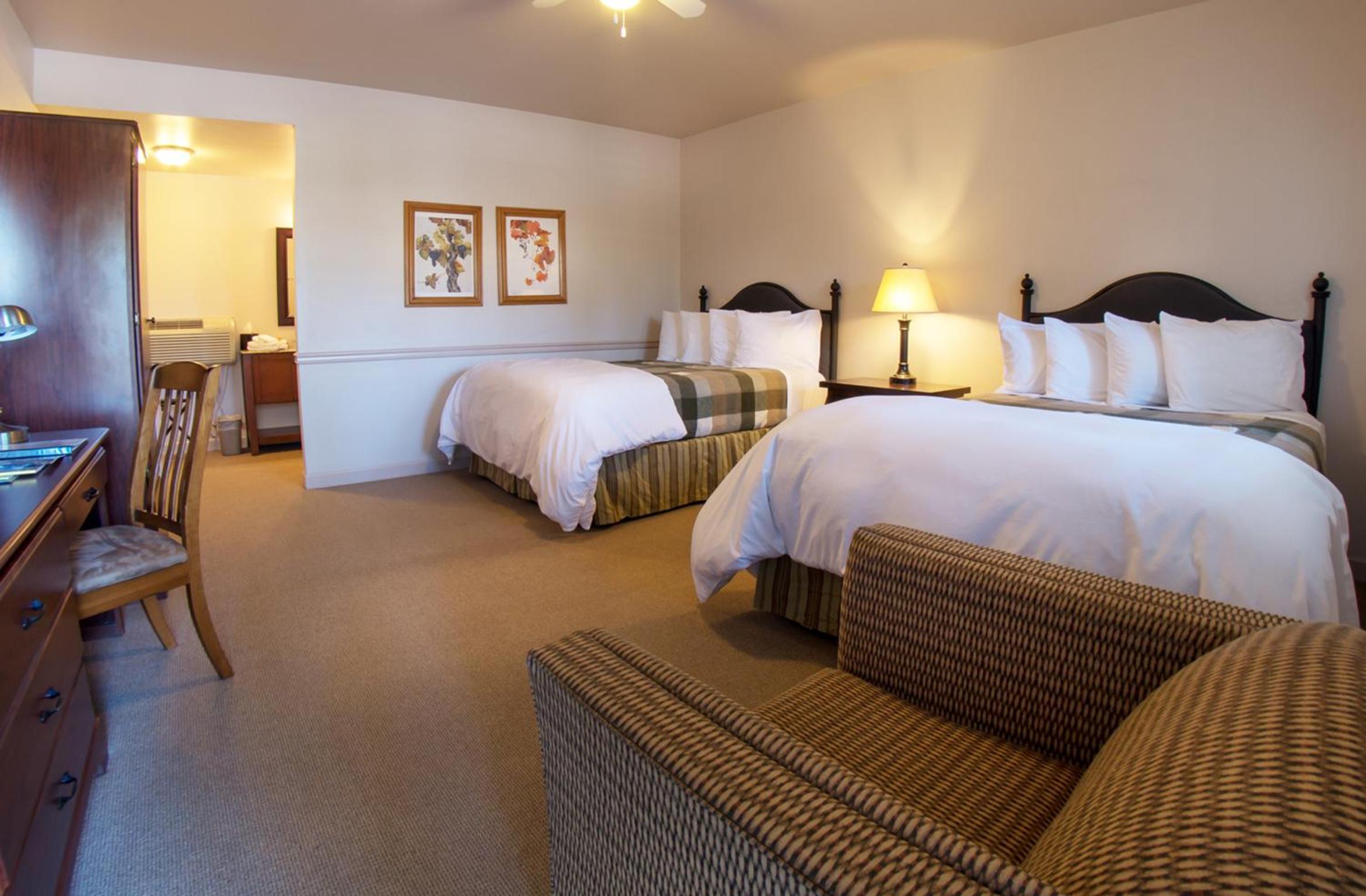 Quadruple Room - Photo 3