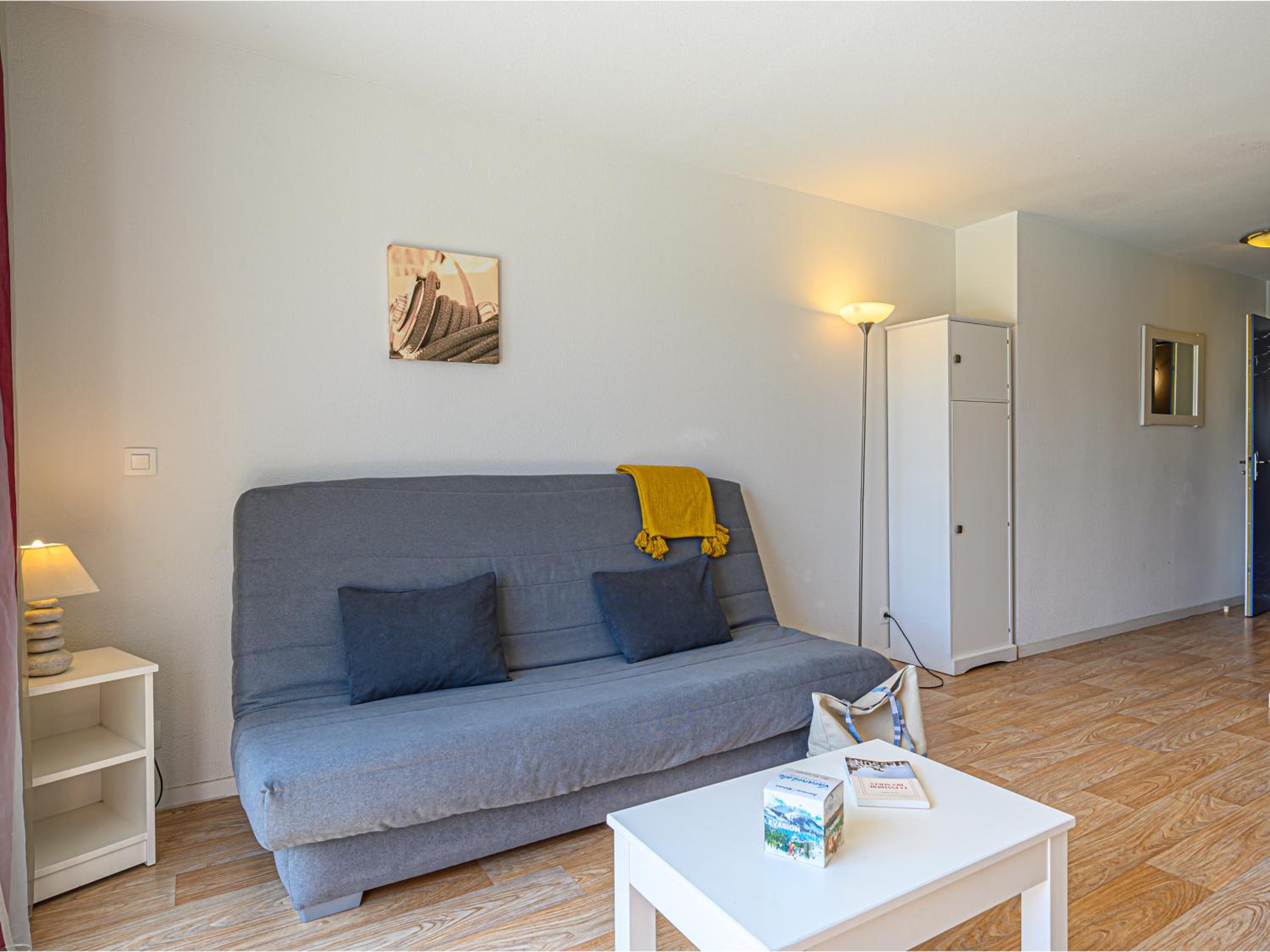 Studio with Balcony (2 Adults) - Photo 6