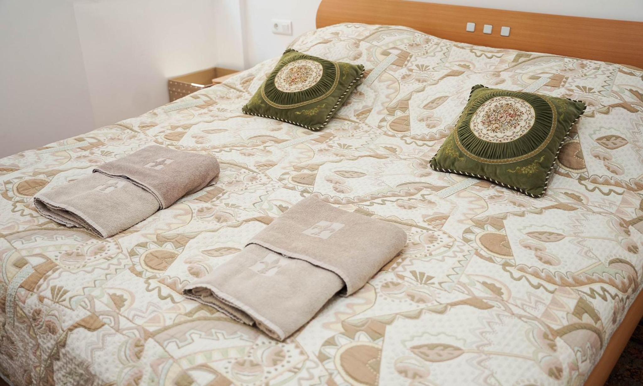 Standard Double Room - Photo 3