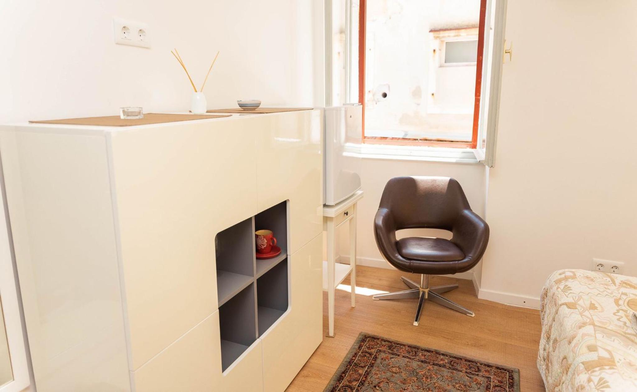 Standard Double Room - Photo 5