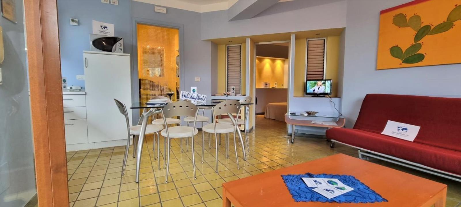 One-Bedroom Apartment