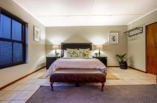 Family Room - Photo 1