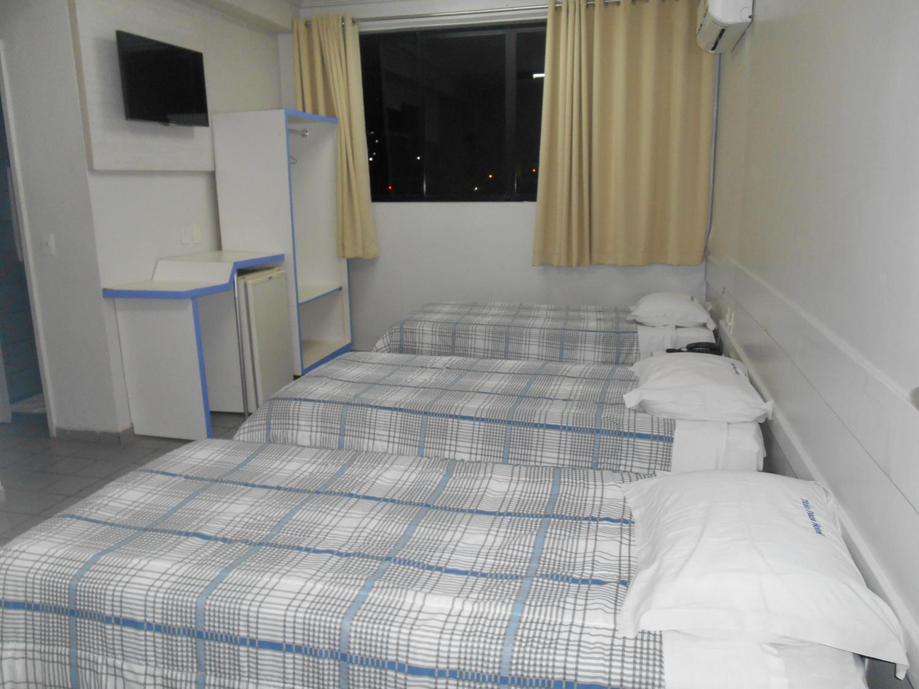 Deluxe Triple Room photo 3
