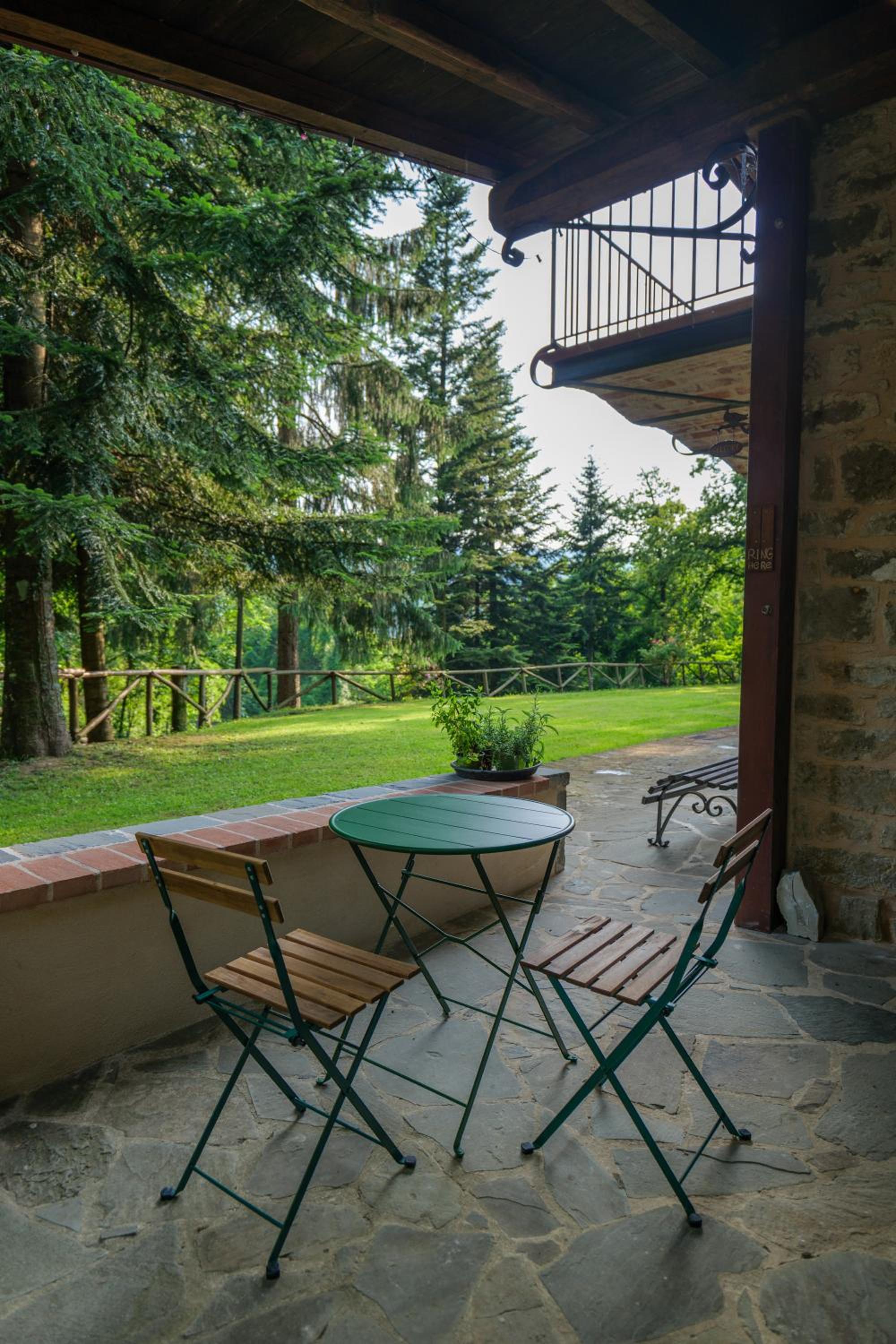 Double Room with Patio - Photo 4