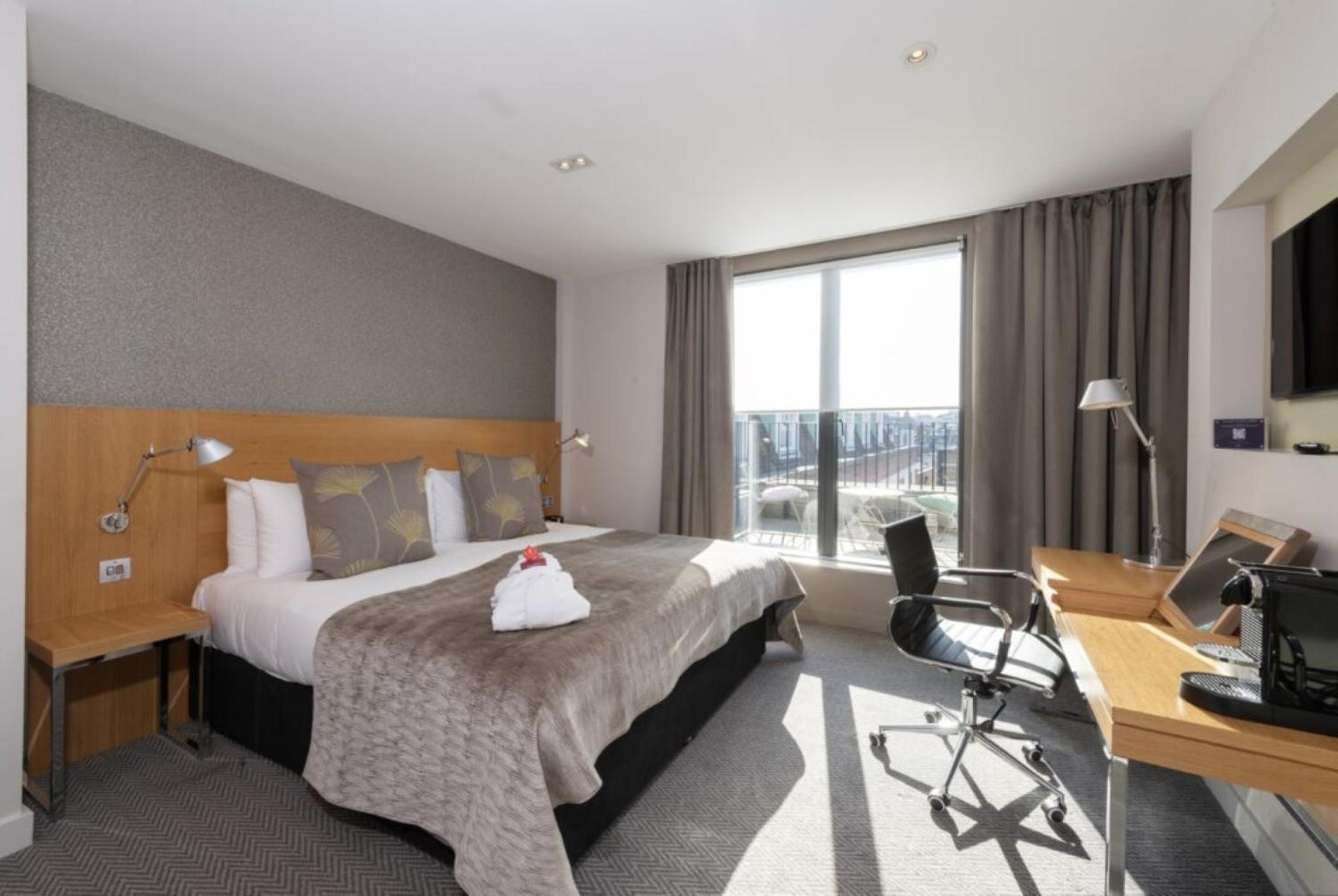 King Room with Balcony