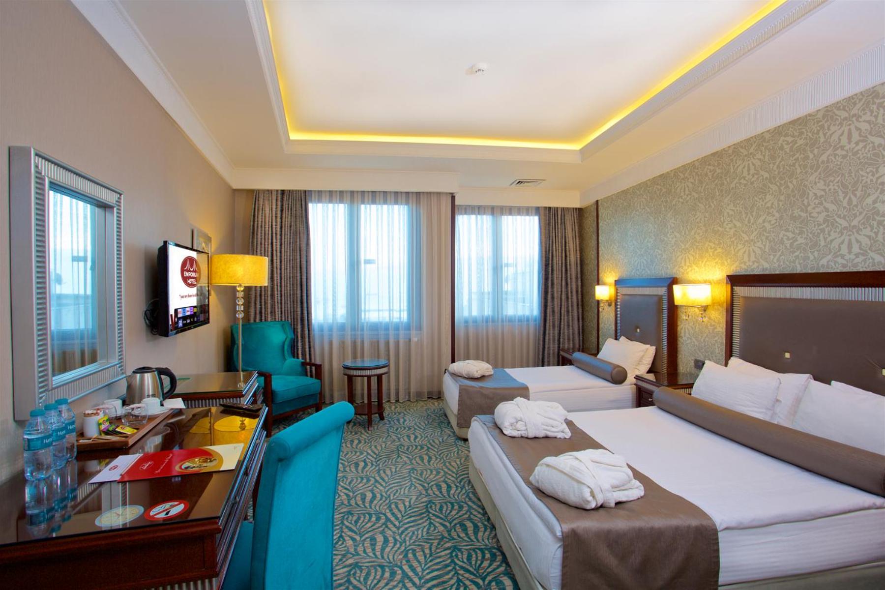 Deluxe Triple Room photo 1